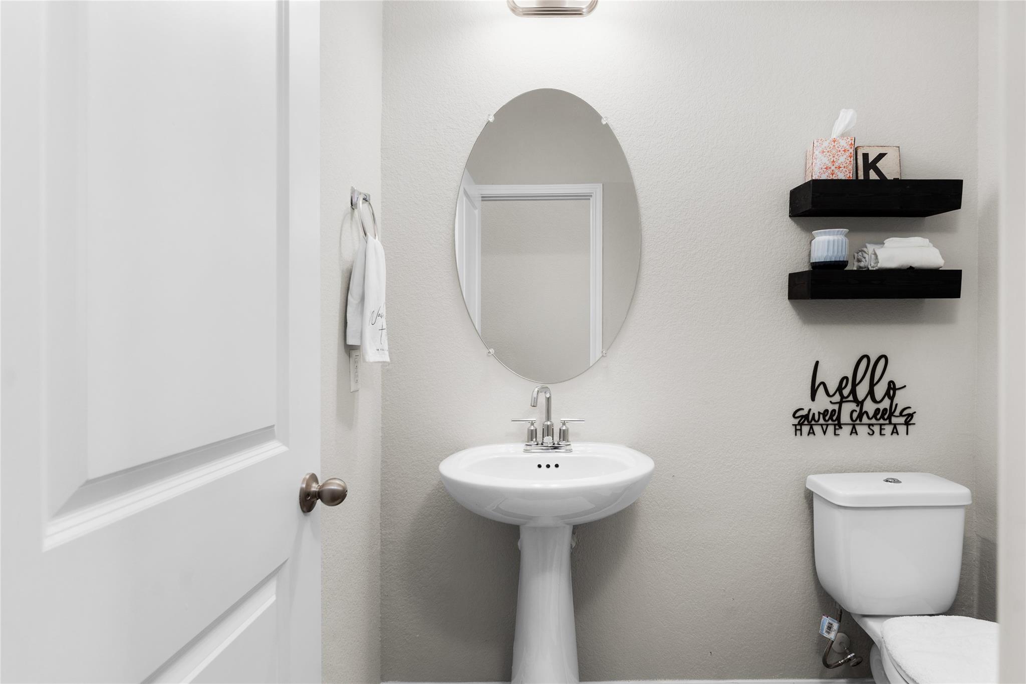 236 Lost Mine Peak Ln, Dripping Springs, TX 78620