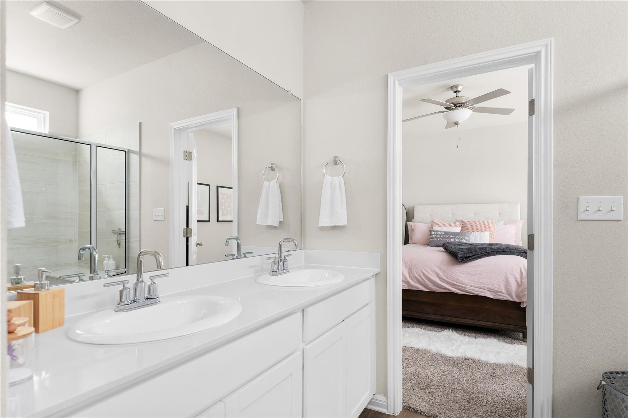 236 Lost Mine Peak Ln, Dripping Springs, TX 78620