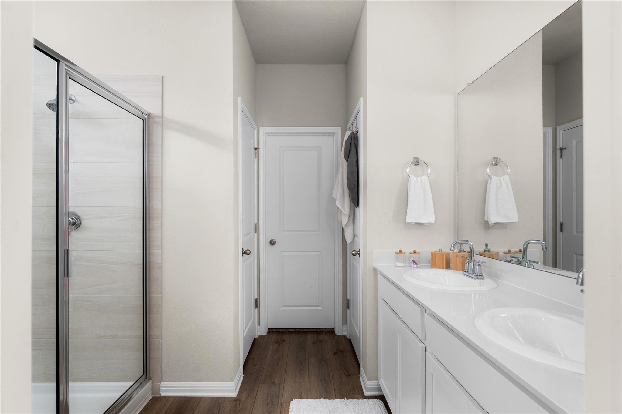 236 Lost Mine Peak Ln, Dripping Springs, TX 78620