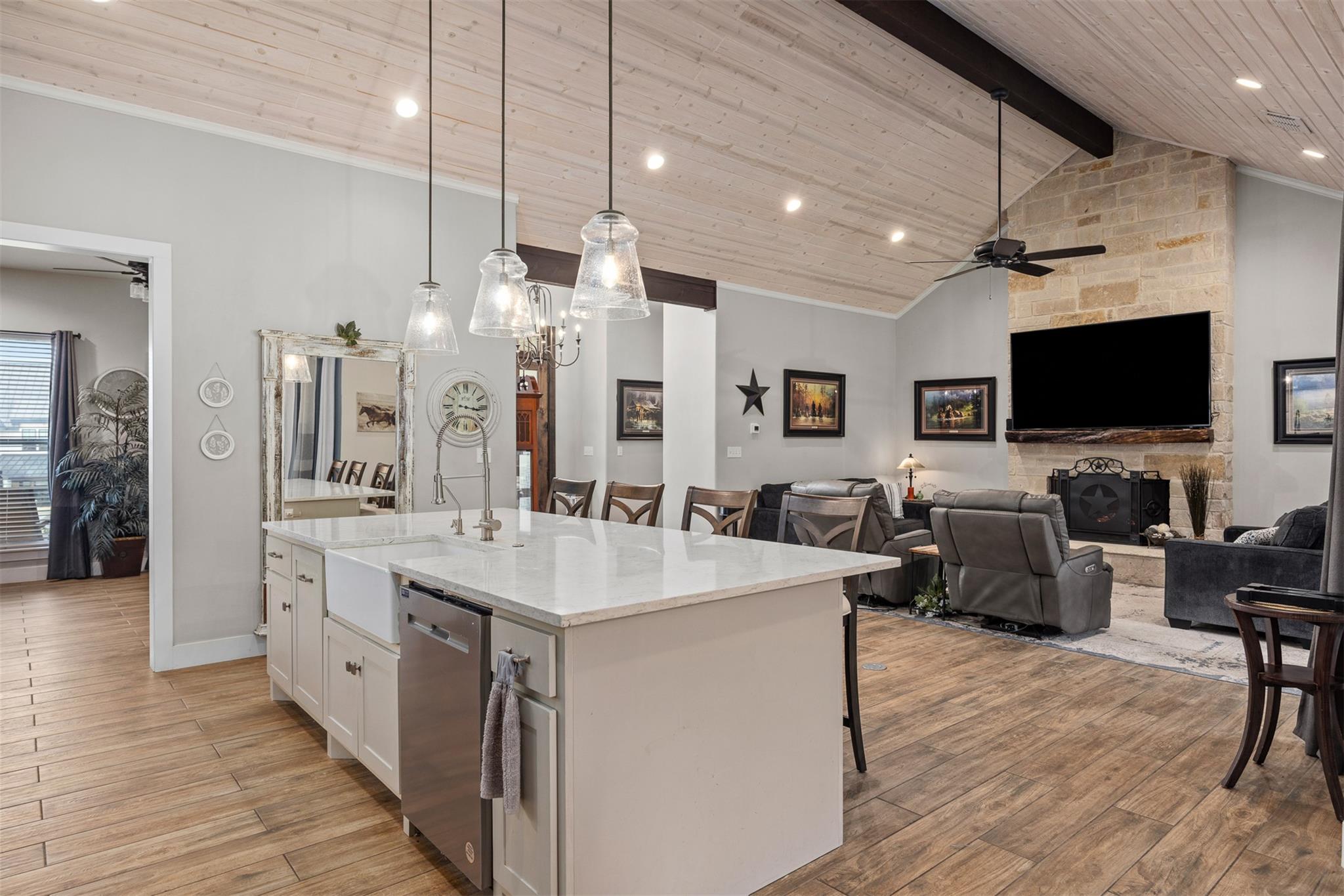 522 S San Juan, Kerrville, TX 78028