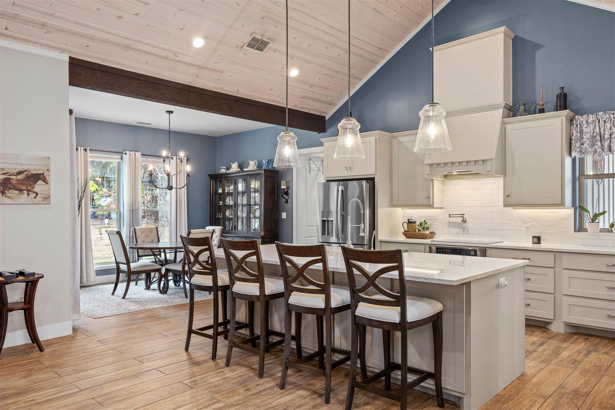 522 S San Juan, Kerrville, TX 78028