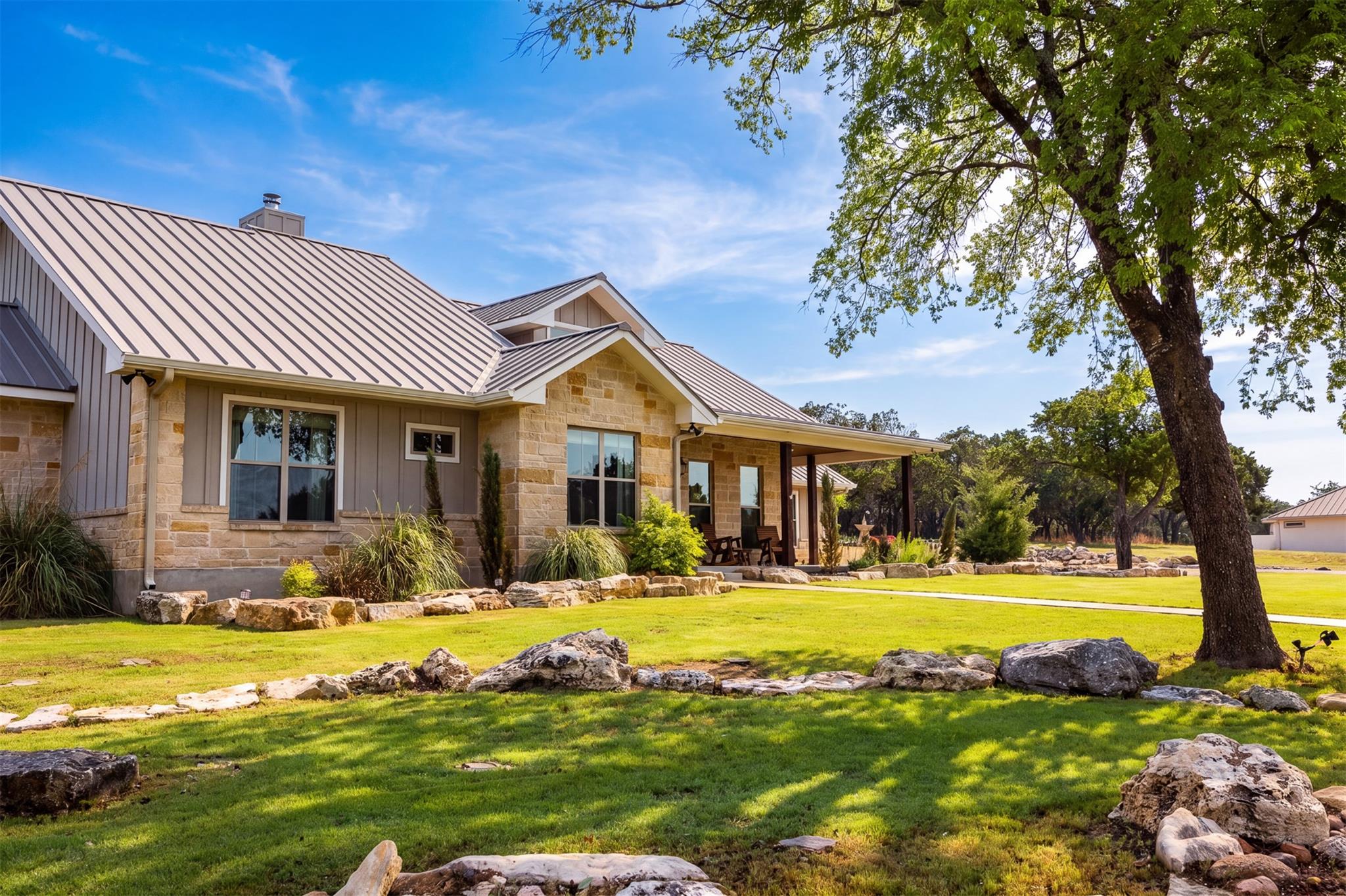 522 S San Juan, Kerrville, TX 78028
