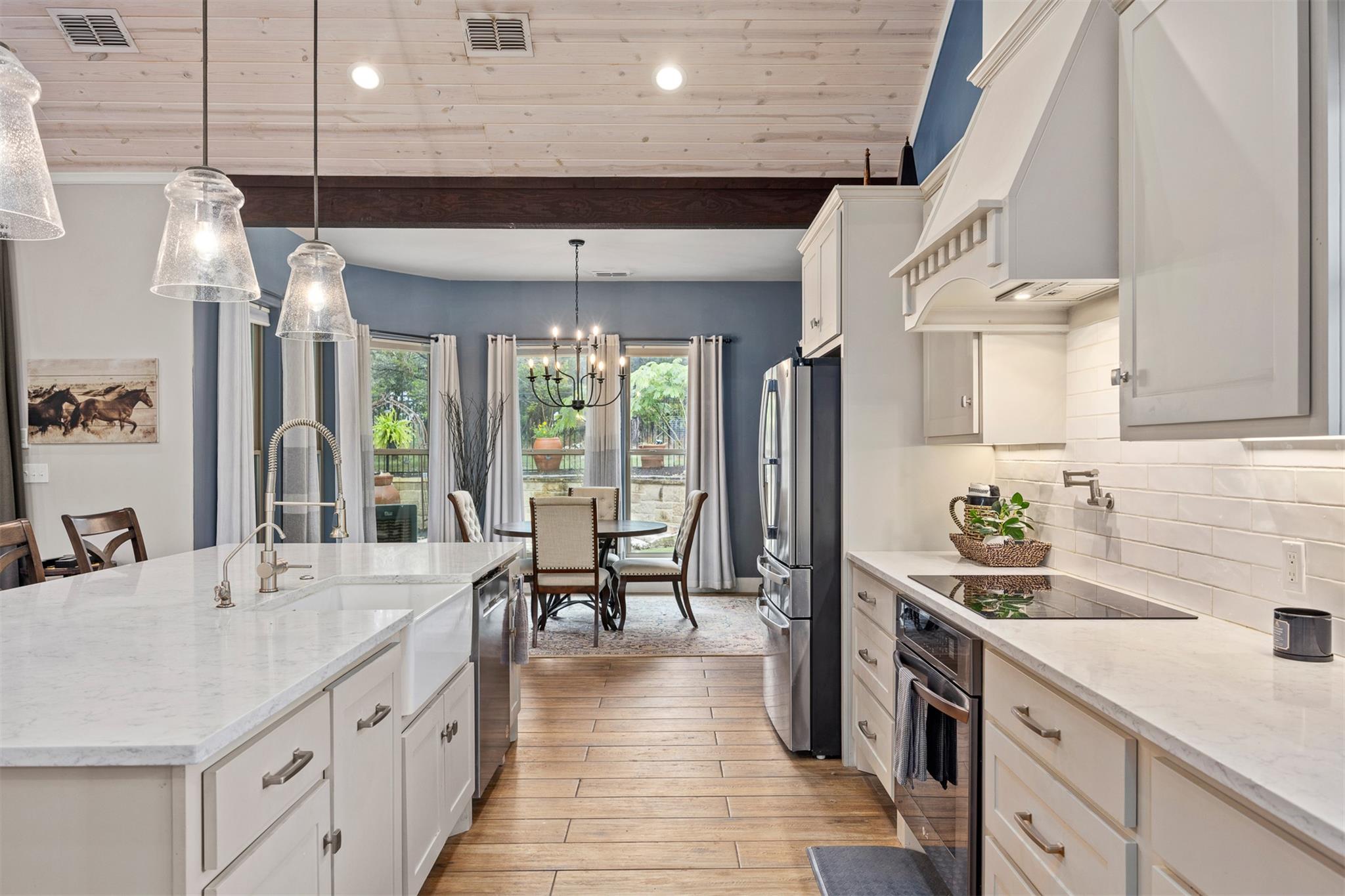 522 S San Juan, Kerrville, TX 78028