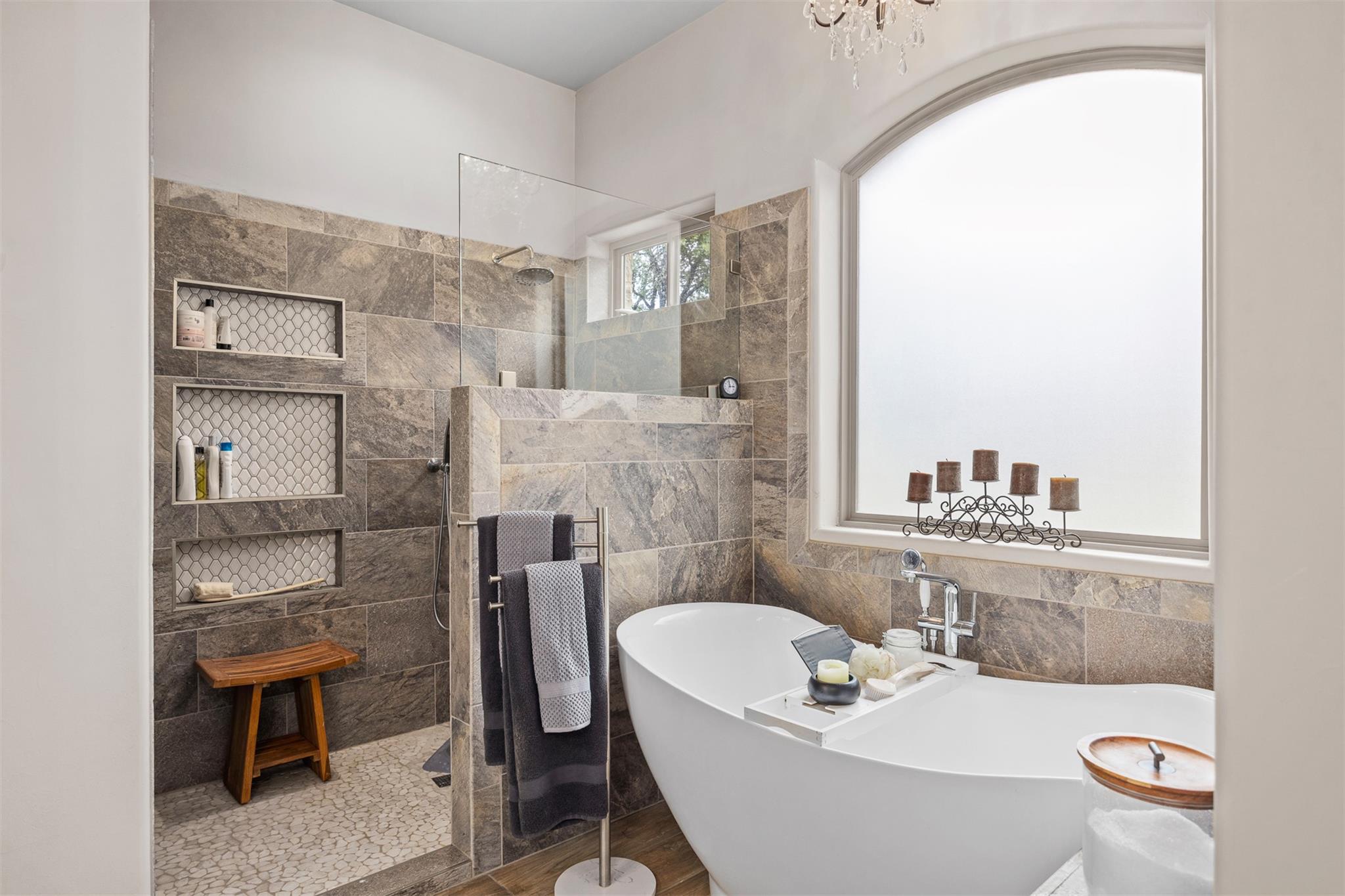 522 S San Juan, Kerrville, TX 78028