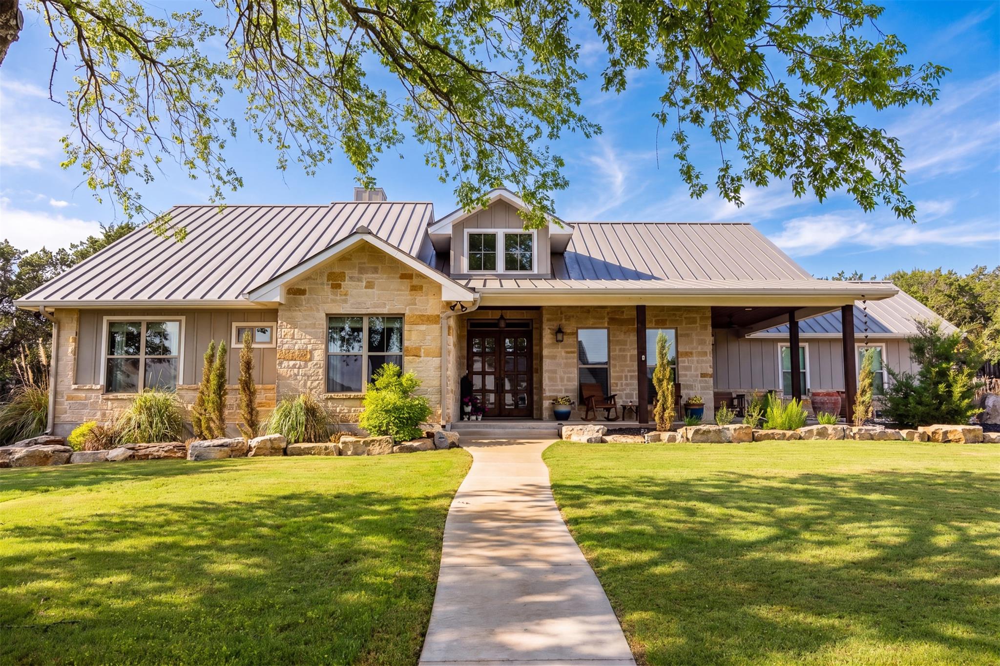 522 S San Juan, Kerrville, TX 78028