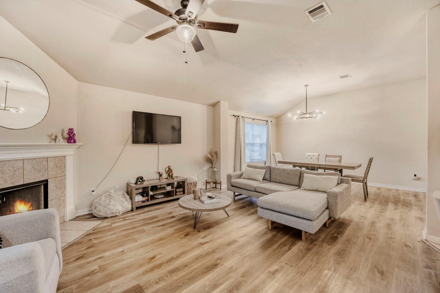1311 Melissa Oaks Ln, Austin, TX 78744