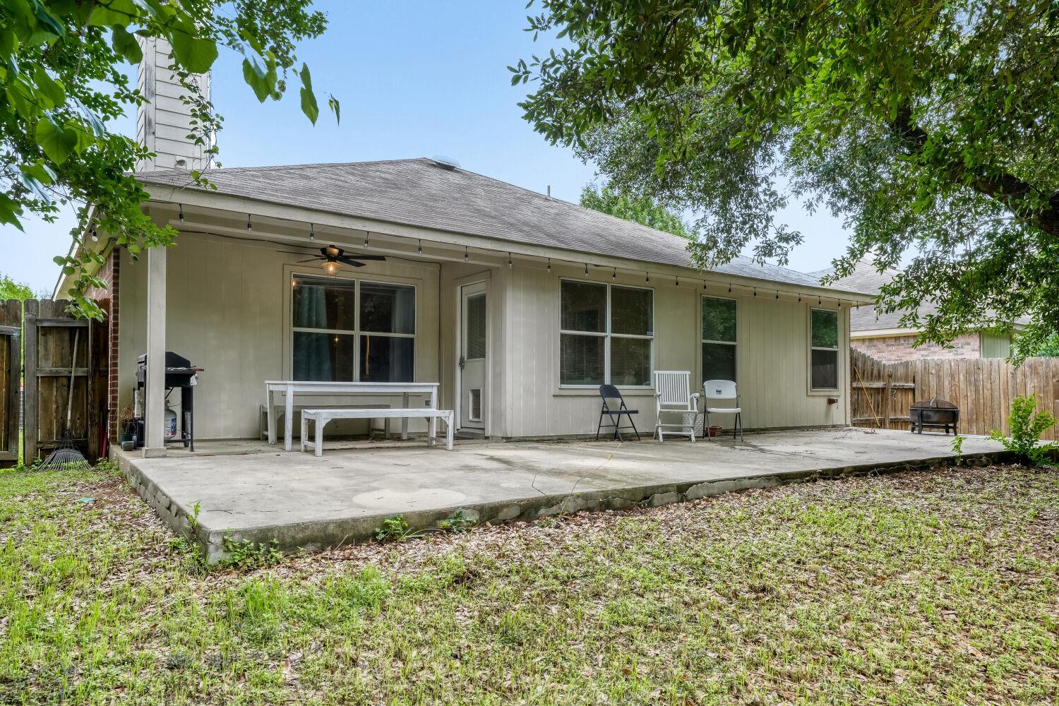 1311 Melissa Oaks Ln, Austin, TX 78744