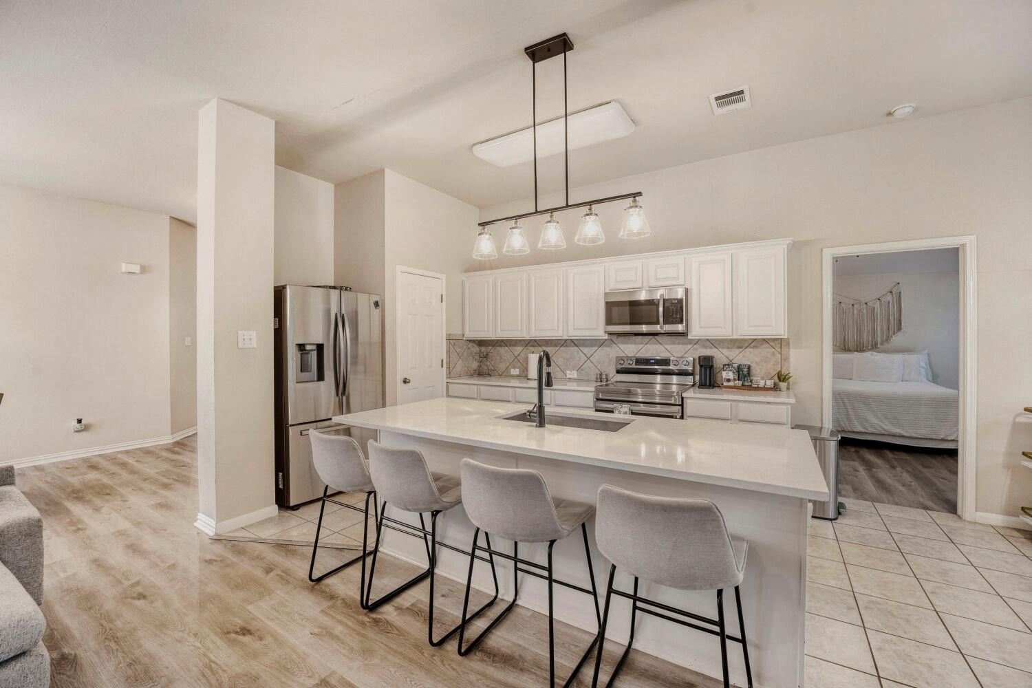 1311 Melissa Oaks Ln, Austin, TX 78744
