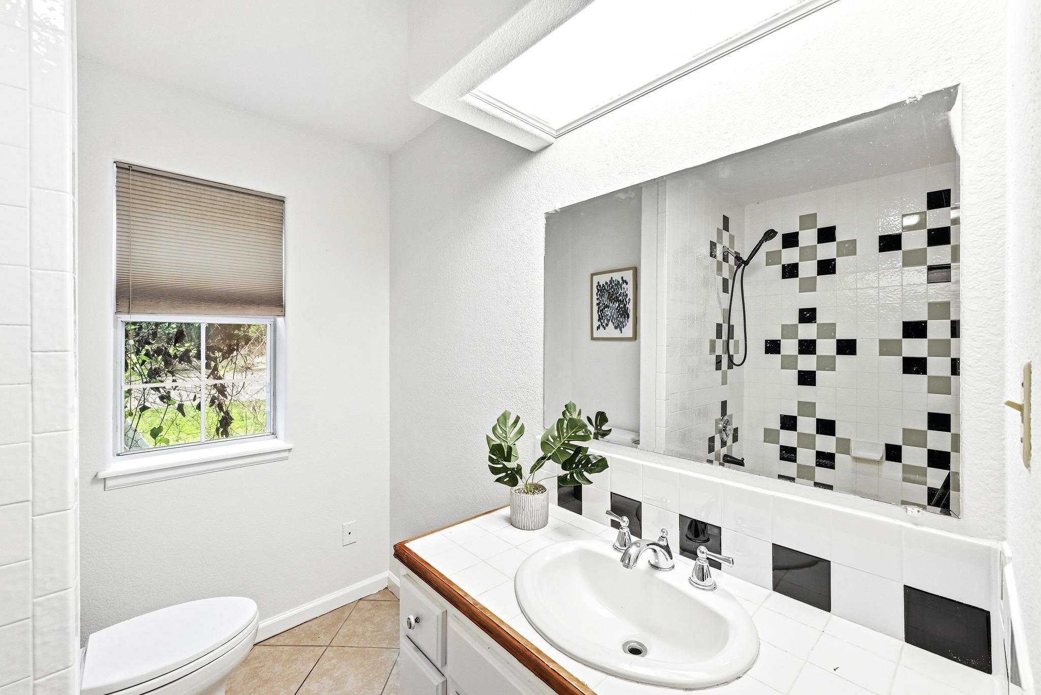 2405 Bahama Rd, Austin, TX 78733