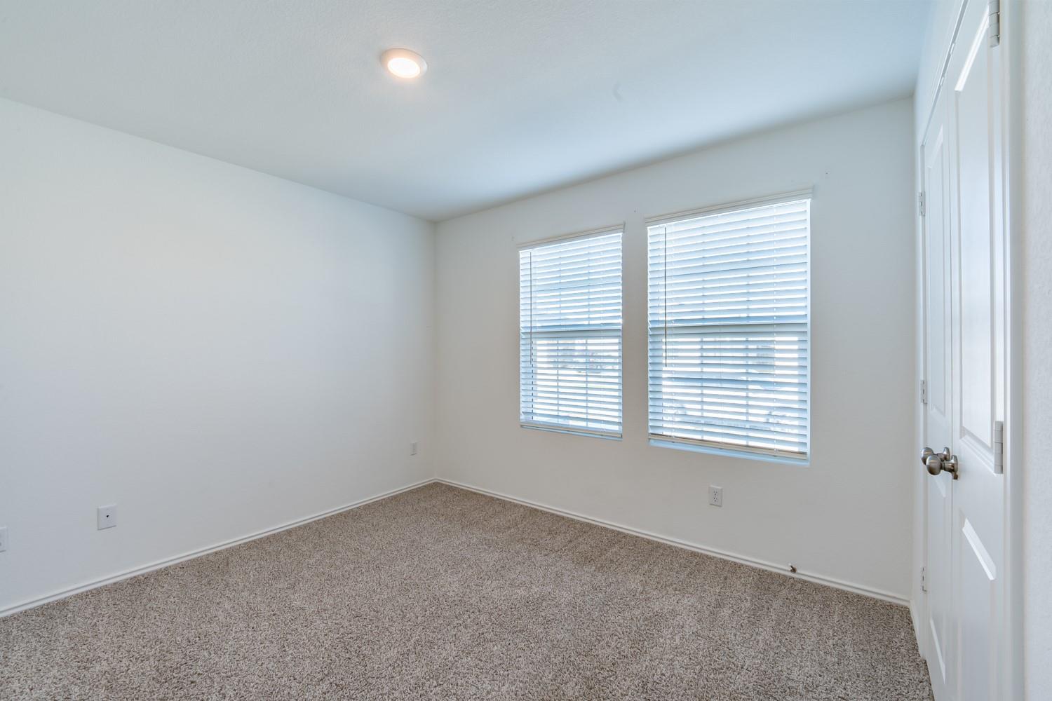 322 Arnage Dr, Hutto, TX 78634