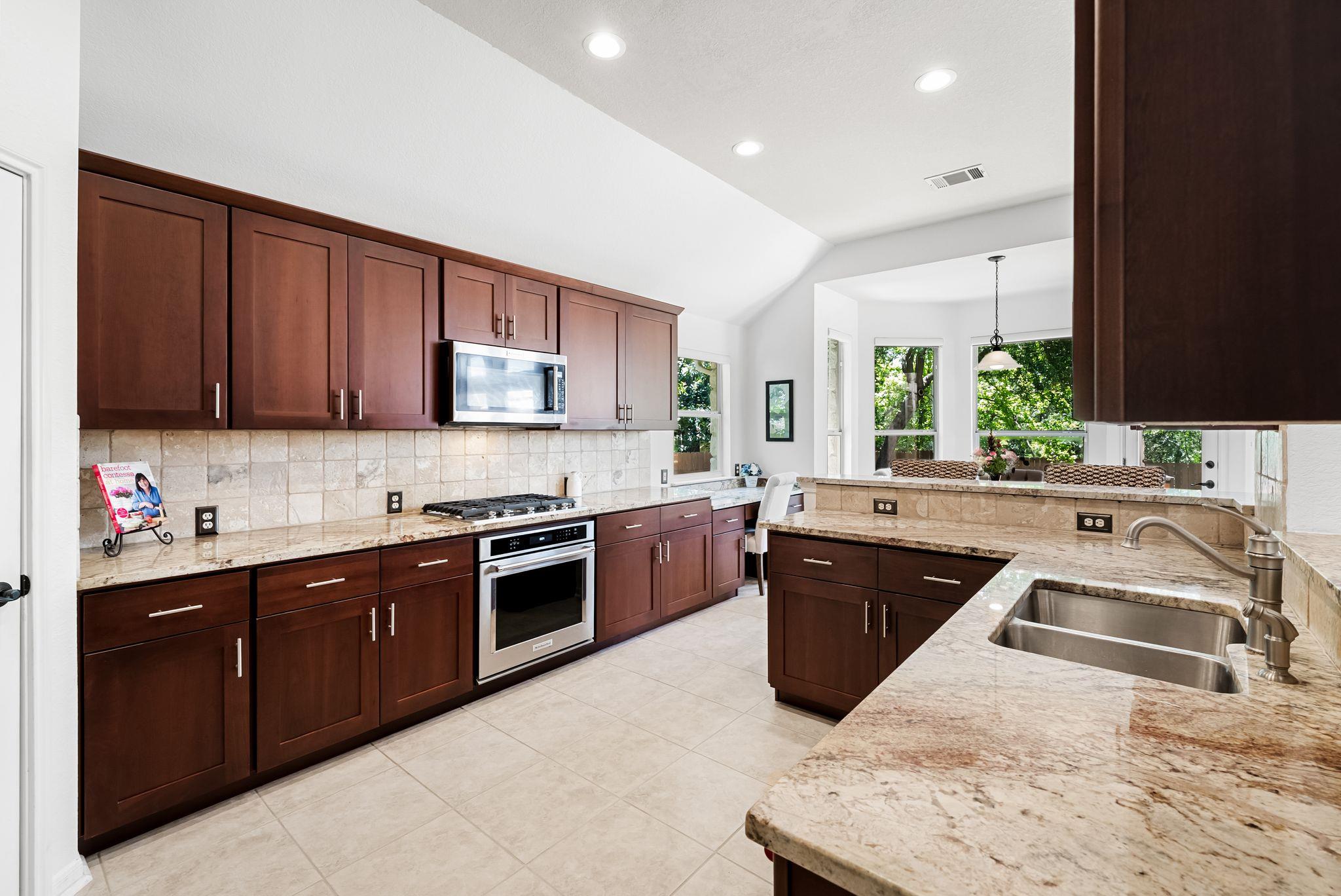 2905 Grimes Ranch Rd, Austin, TX 78732