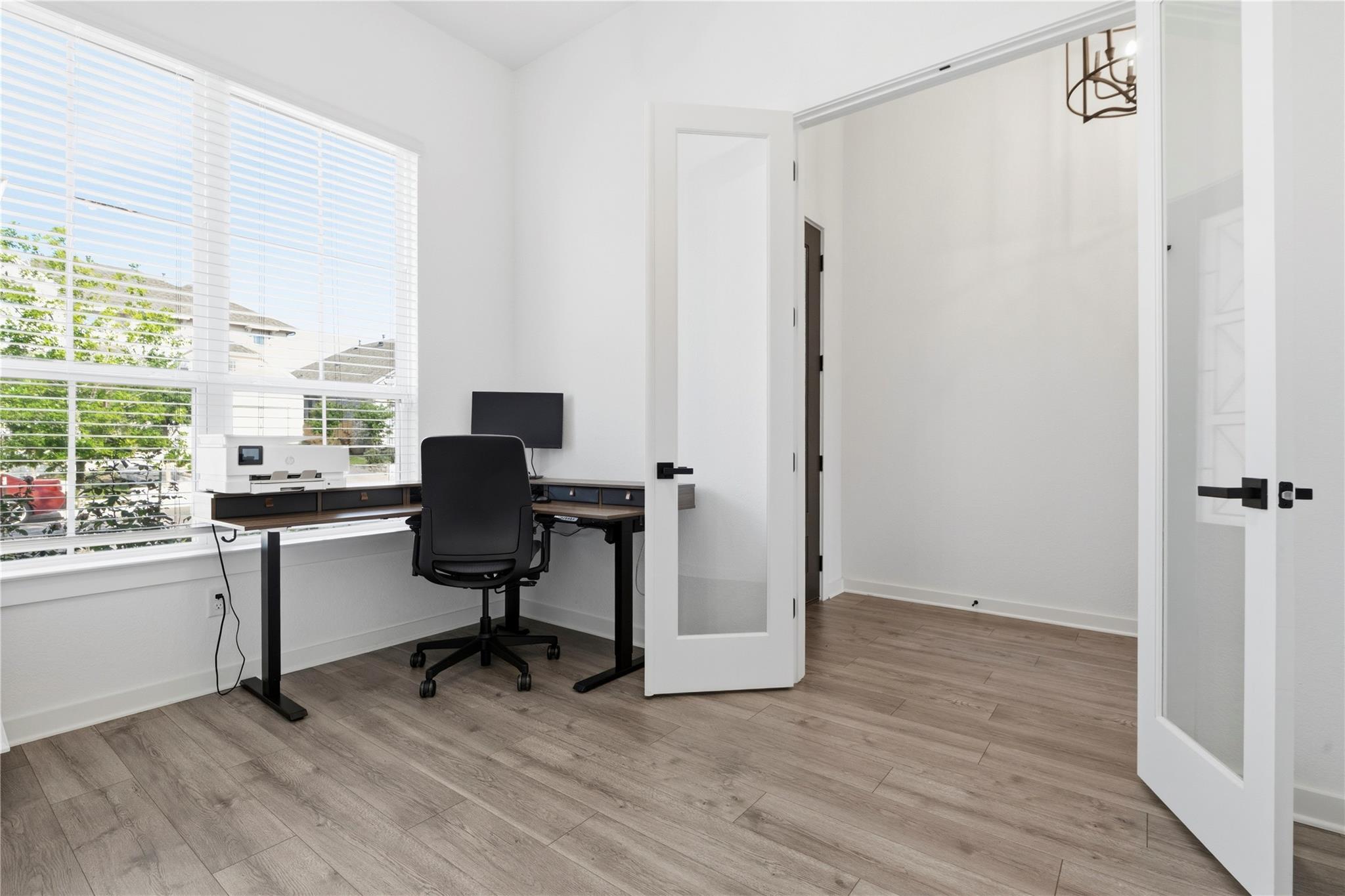 929 Mollie McBride Ln, Leander, TX 78641