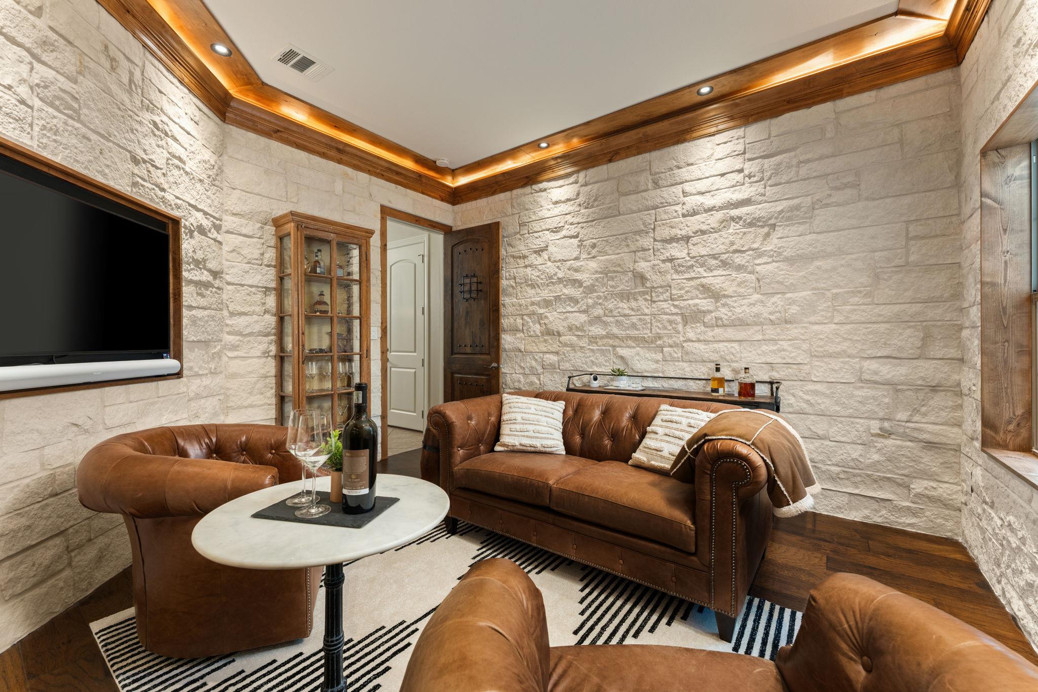 15405 Swiss Alps Ct, Austin, TX 78738