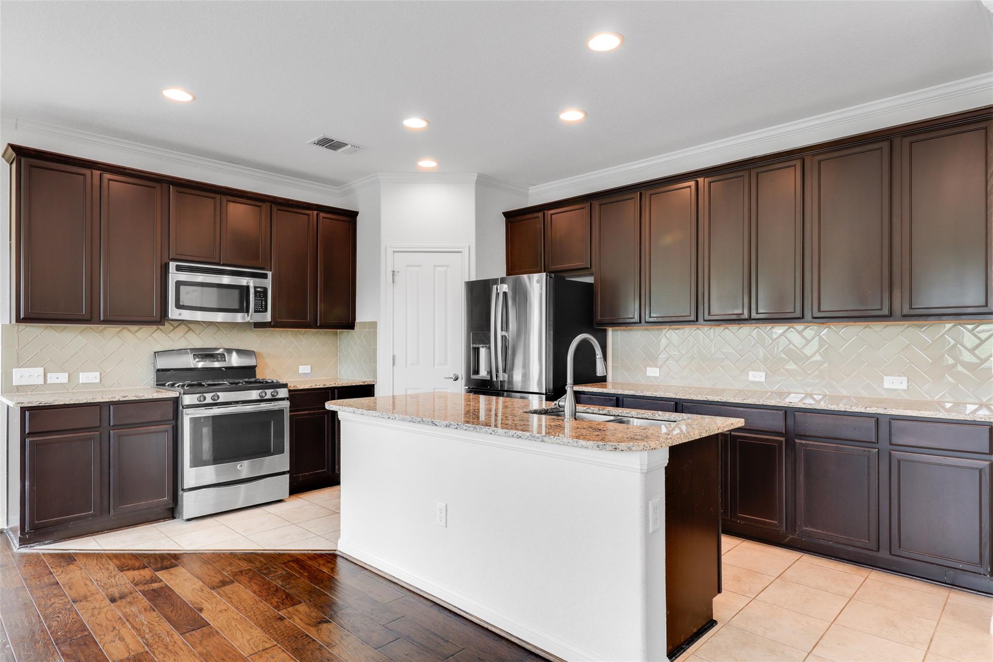 3022 Sea Jay Dr, Austin, TX 78745