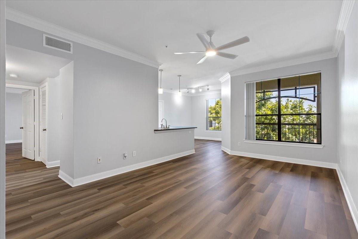 7701 Rialto Blvd # 632, Austin, TX 78735