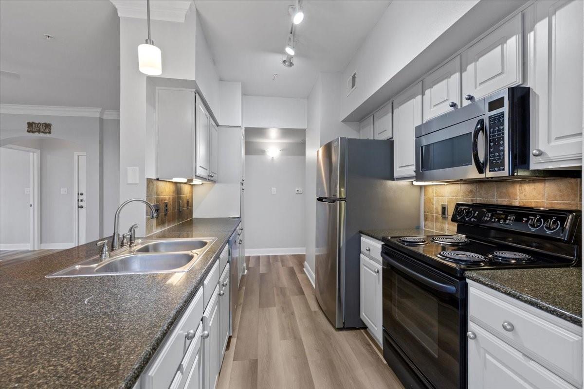 7701 Rialto Blvd # 632, Austin, TX 78735