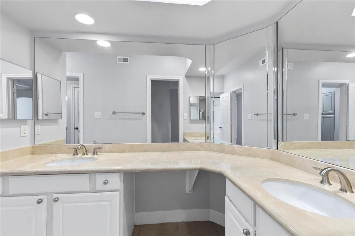 7701 Rialto Blvd # 632, Austin, TX 78735