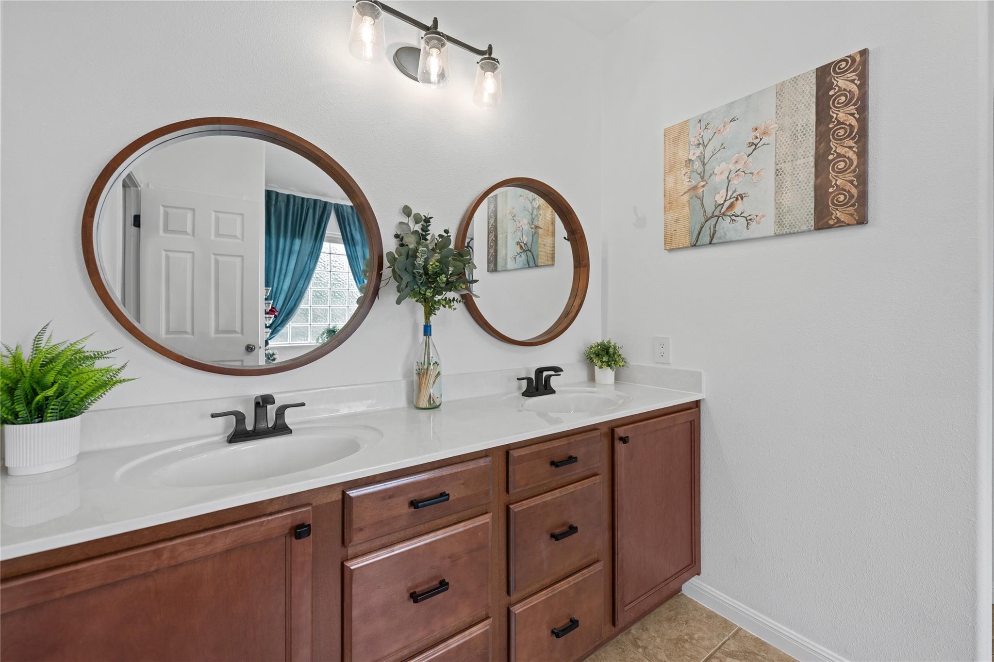 112 Hobby Horse, Liberty Hill, TX 78642