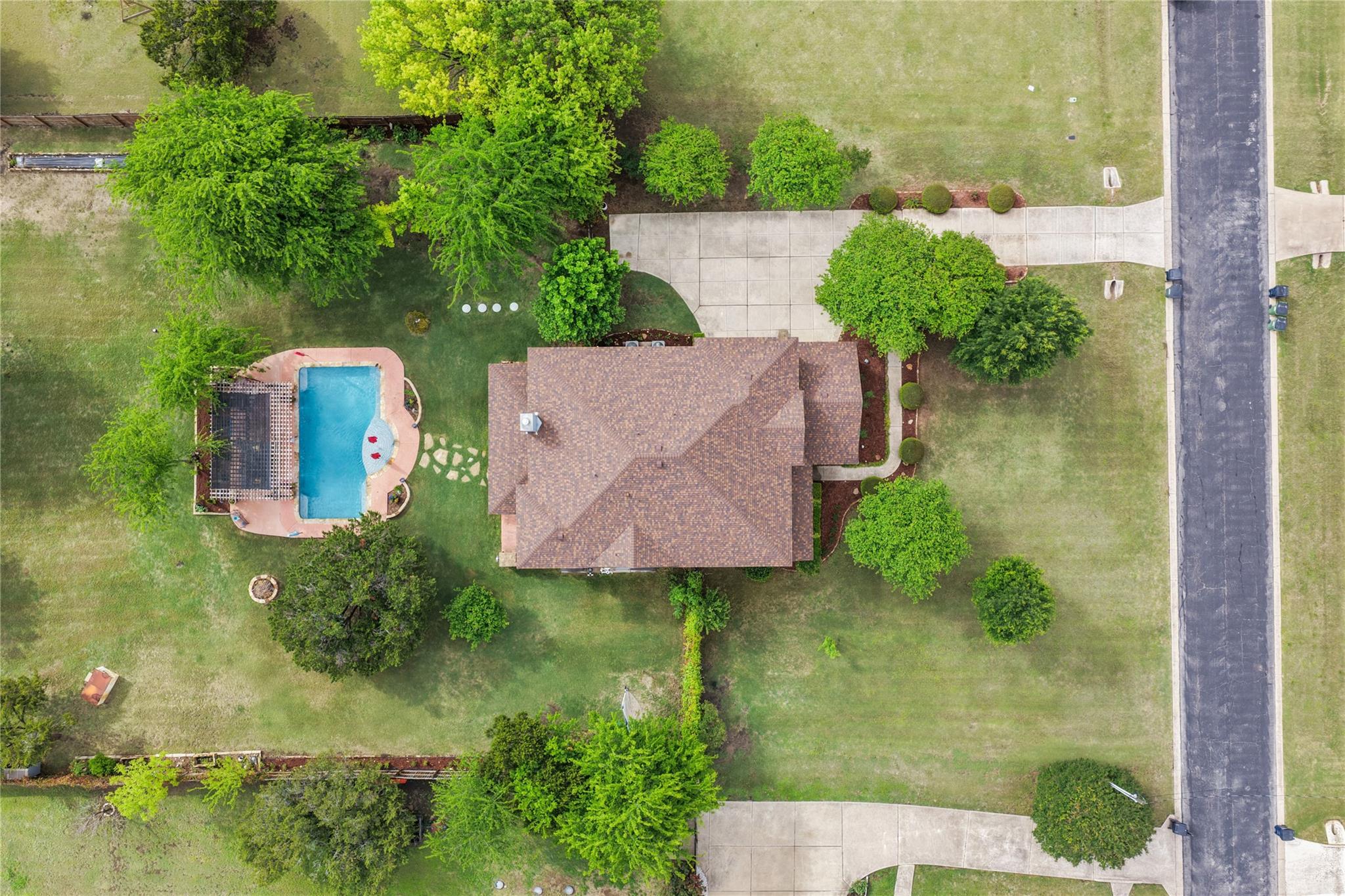 112 Hobby Horse, Liberty Hill, TX 78642