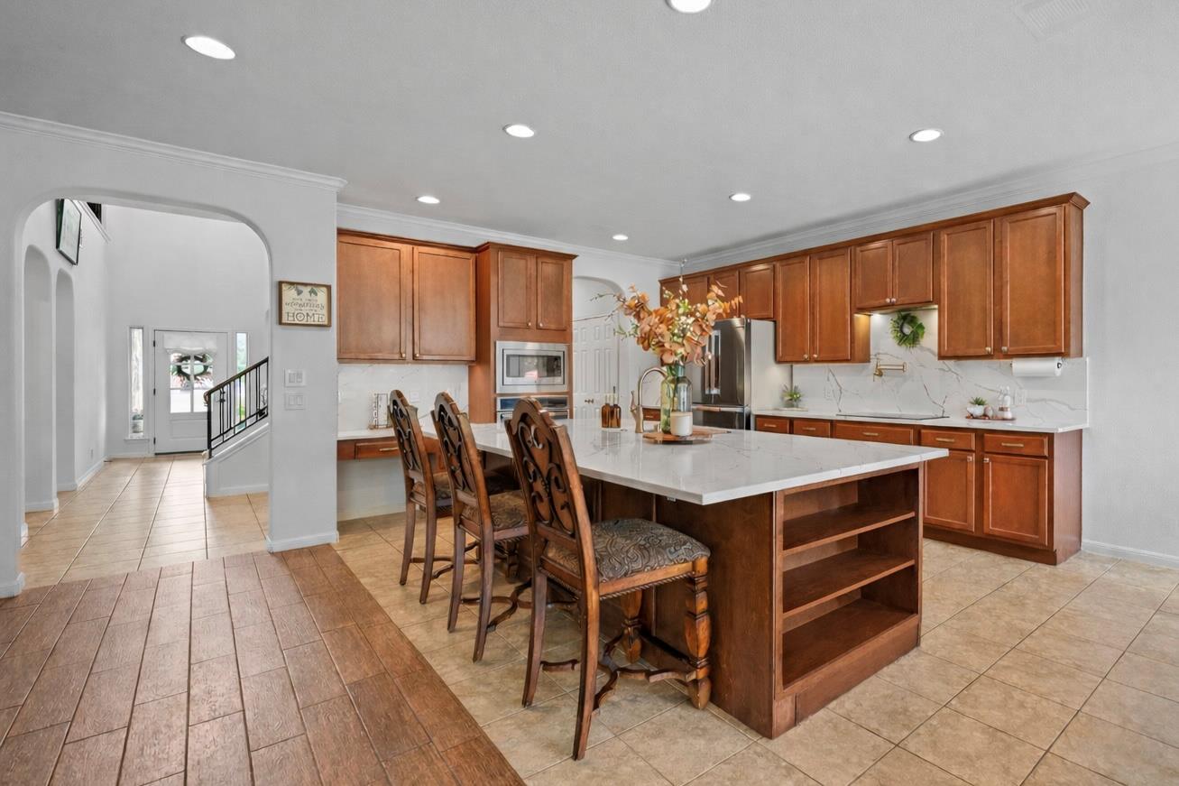 112 Hobby Horse, Liberty Hill, TX 78642