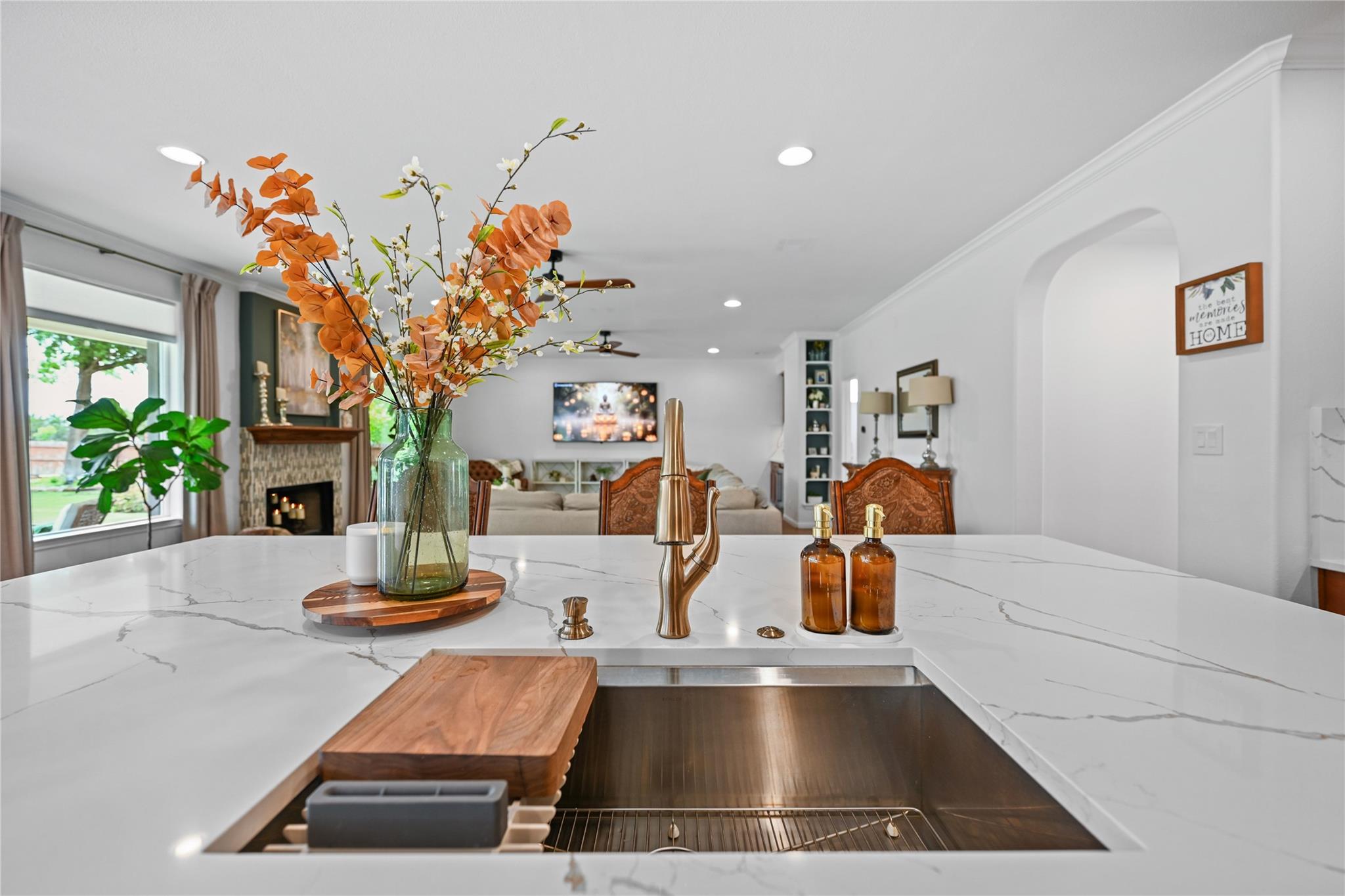 112 Hobby Horse, Liberty Hill, TX 78642