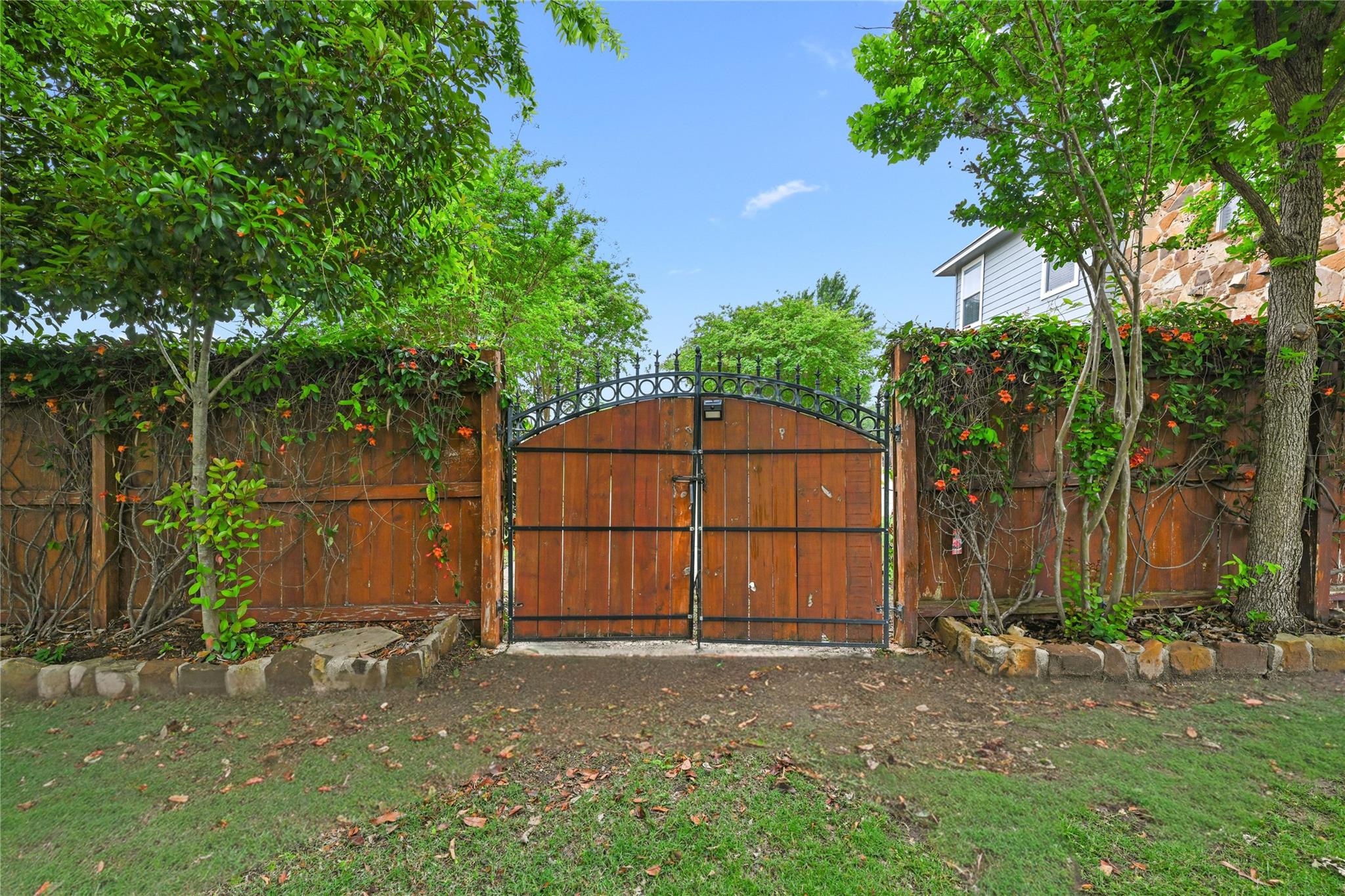 112 Hobby Horse, Liberty Hill, TX 78642