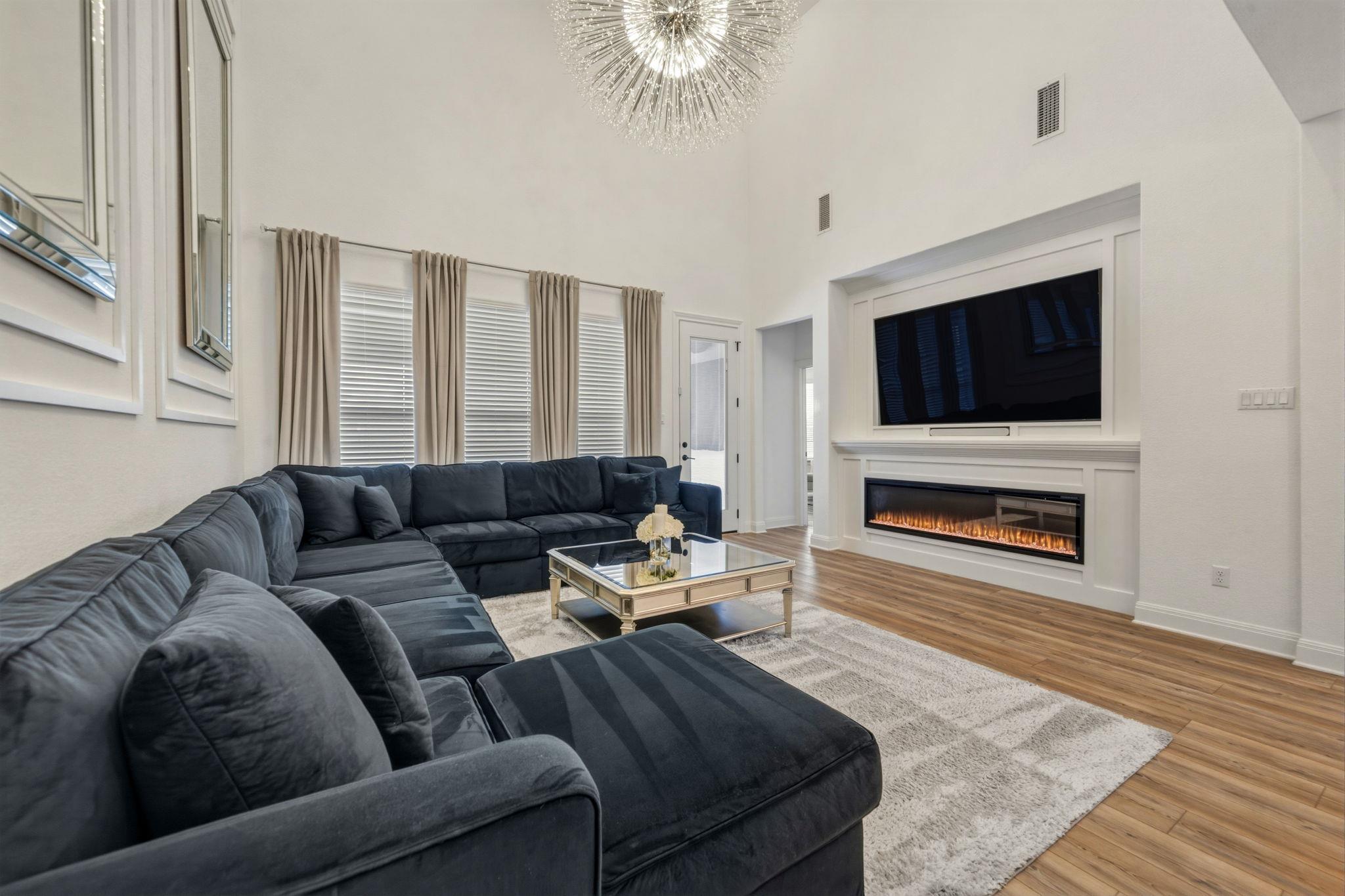 209 Turnbuckle Bnd, Leander, TX 78641