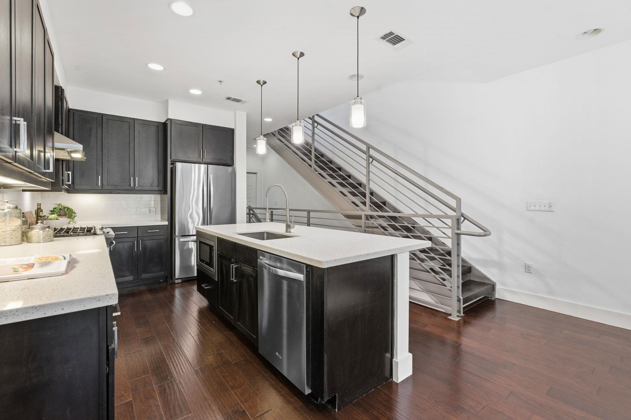 2002 Glen Allen St # 104, Austin, TX 78704