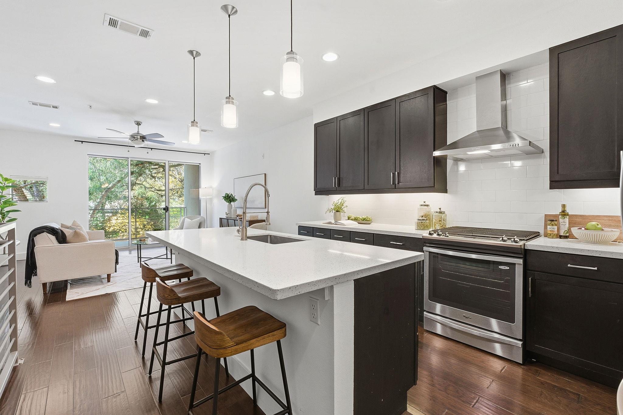 2002 Glen Allen St # 104, Austin, TX 78704