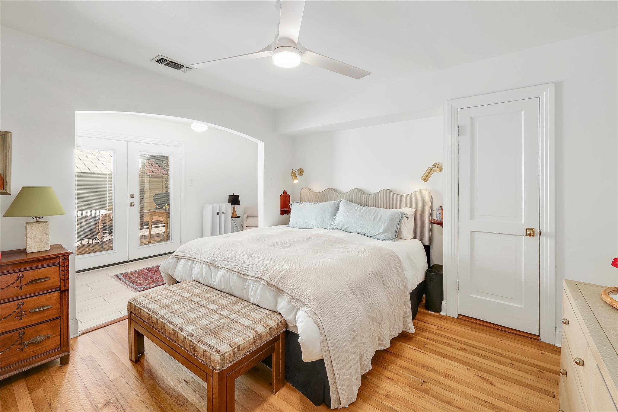 5303 Sunshine Dr, Austin, TX 78756