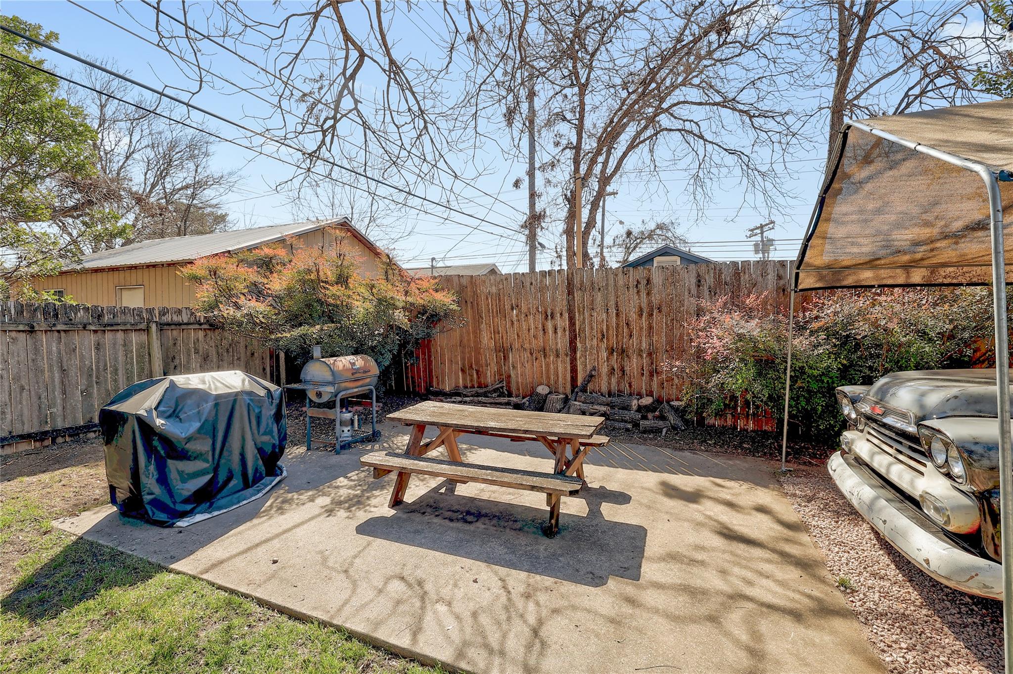 5303 Sunshine Dr, Austin, TX 78756