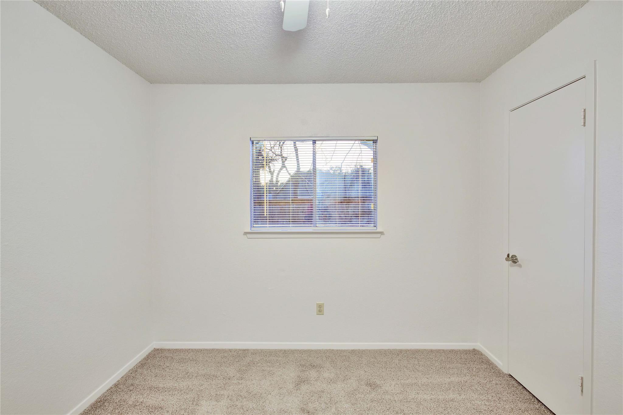 2807 Firecrest Dr, Austin, TX 78748