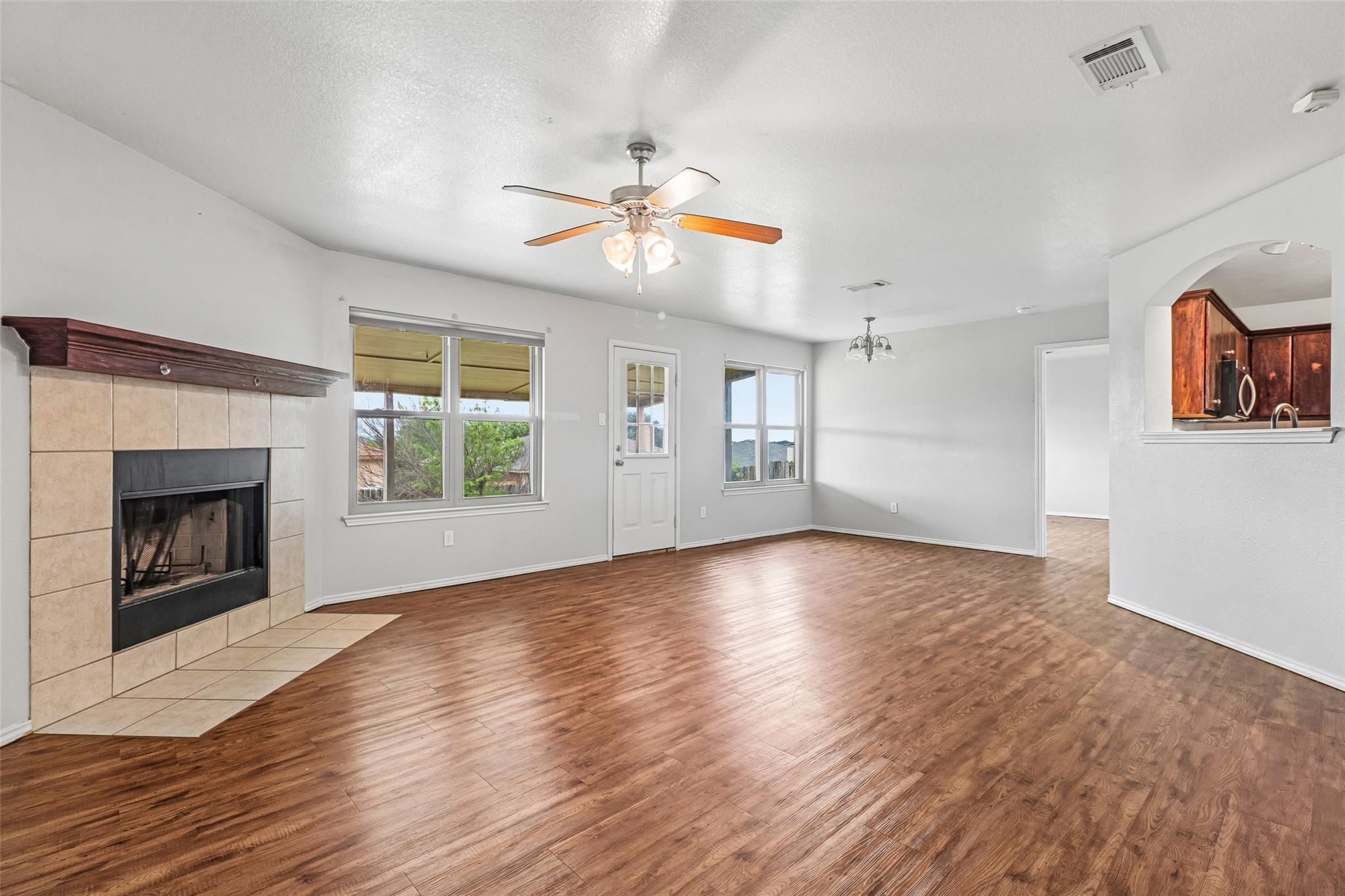 1309 Marlee Cir, Copperas Cove, TX 76522