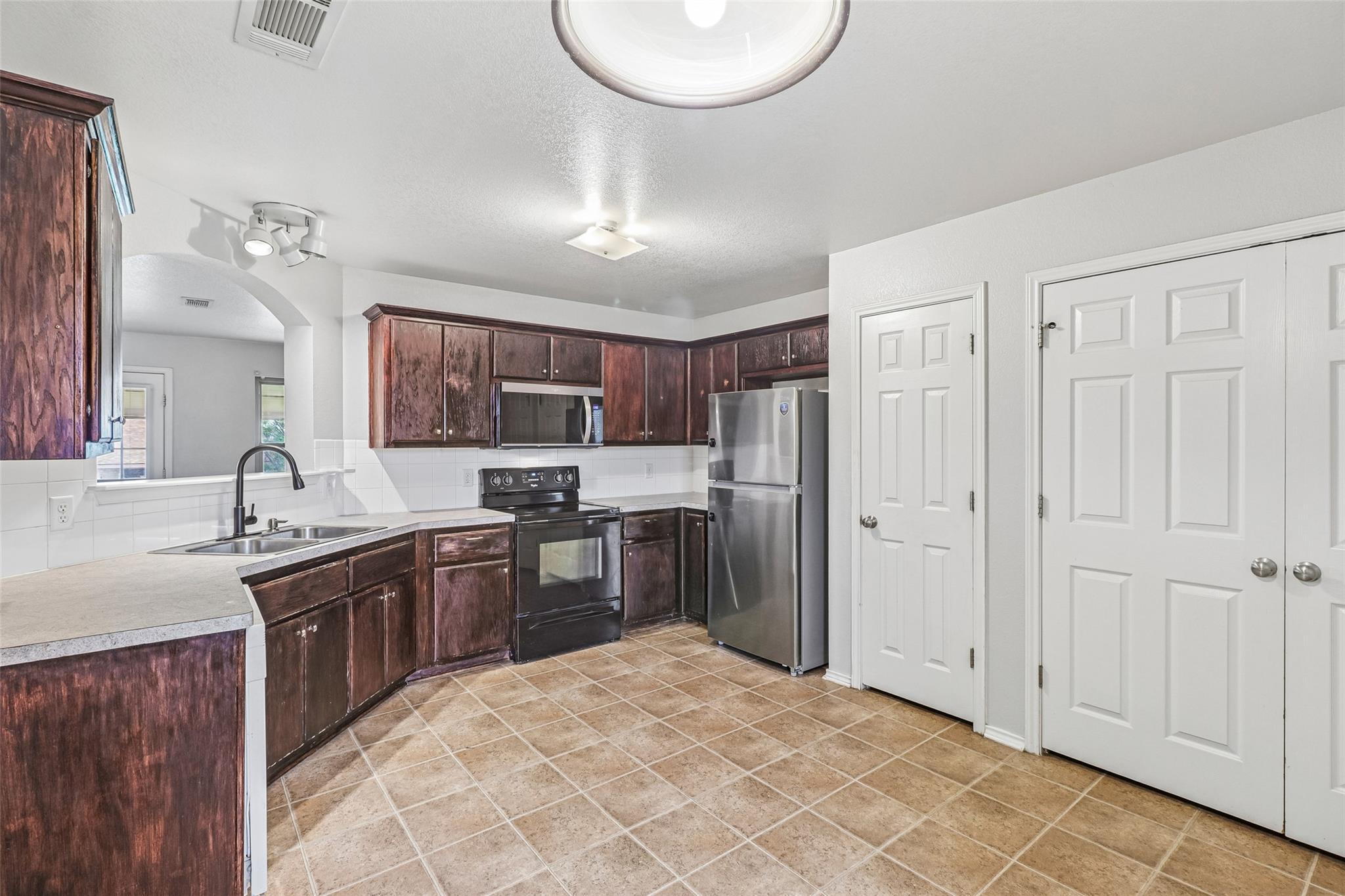 1309 Marlee Cir, Copperas Cove, TX 76522