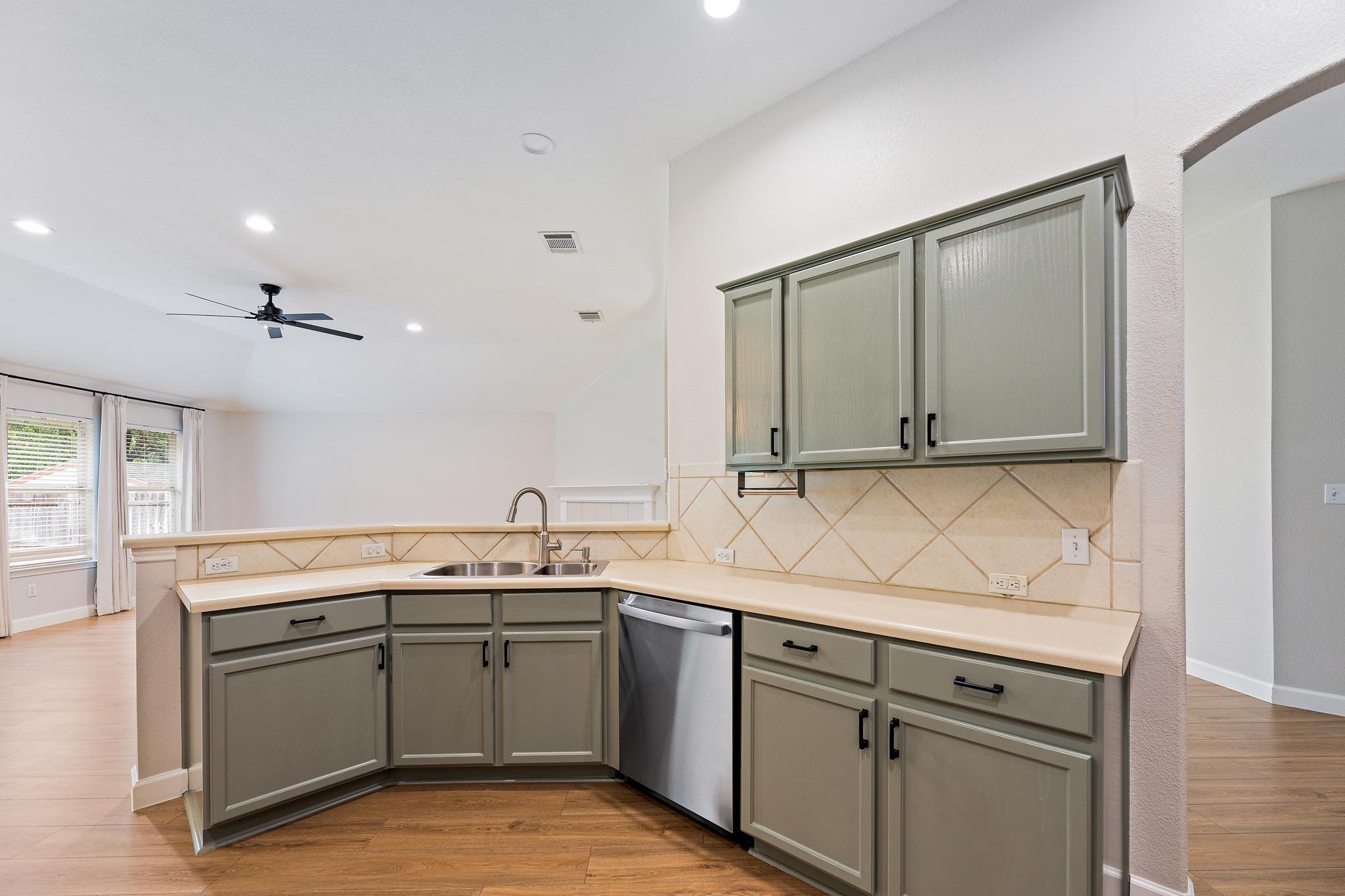 1816 White Indigo Trl, Round Rock, TX 78665