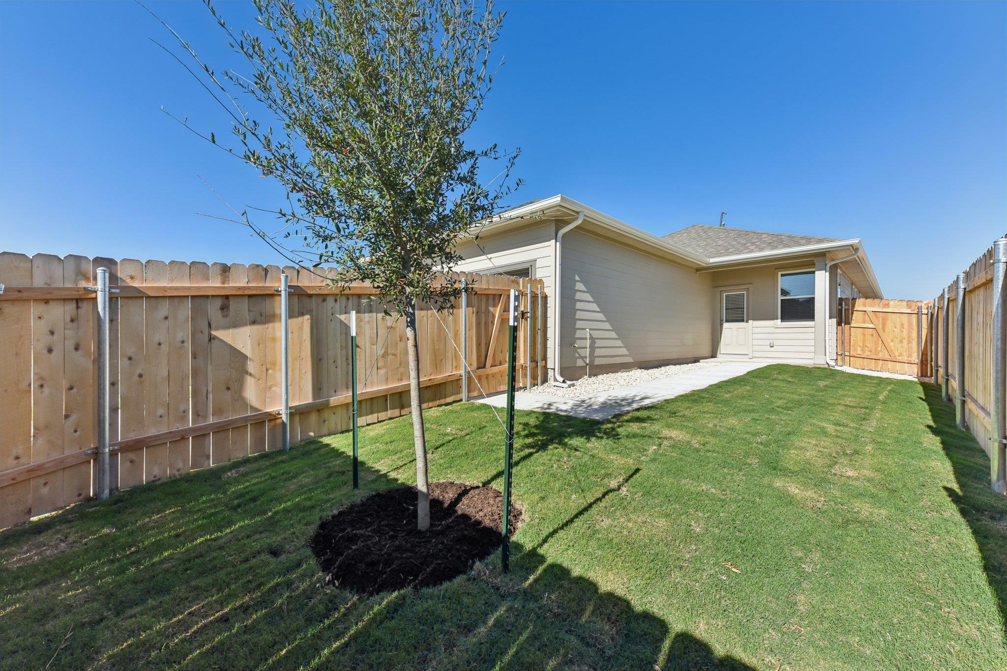 6175 Marsh Ln, Buda, TX 78610