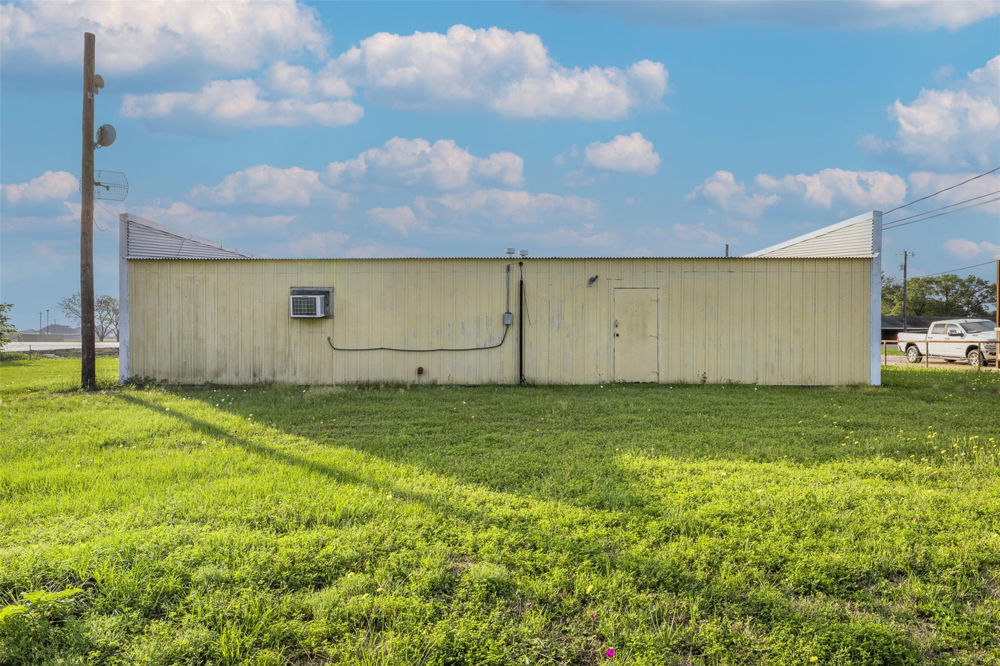 216 Cr 265, Snook, TX 77878