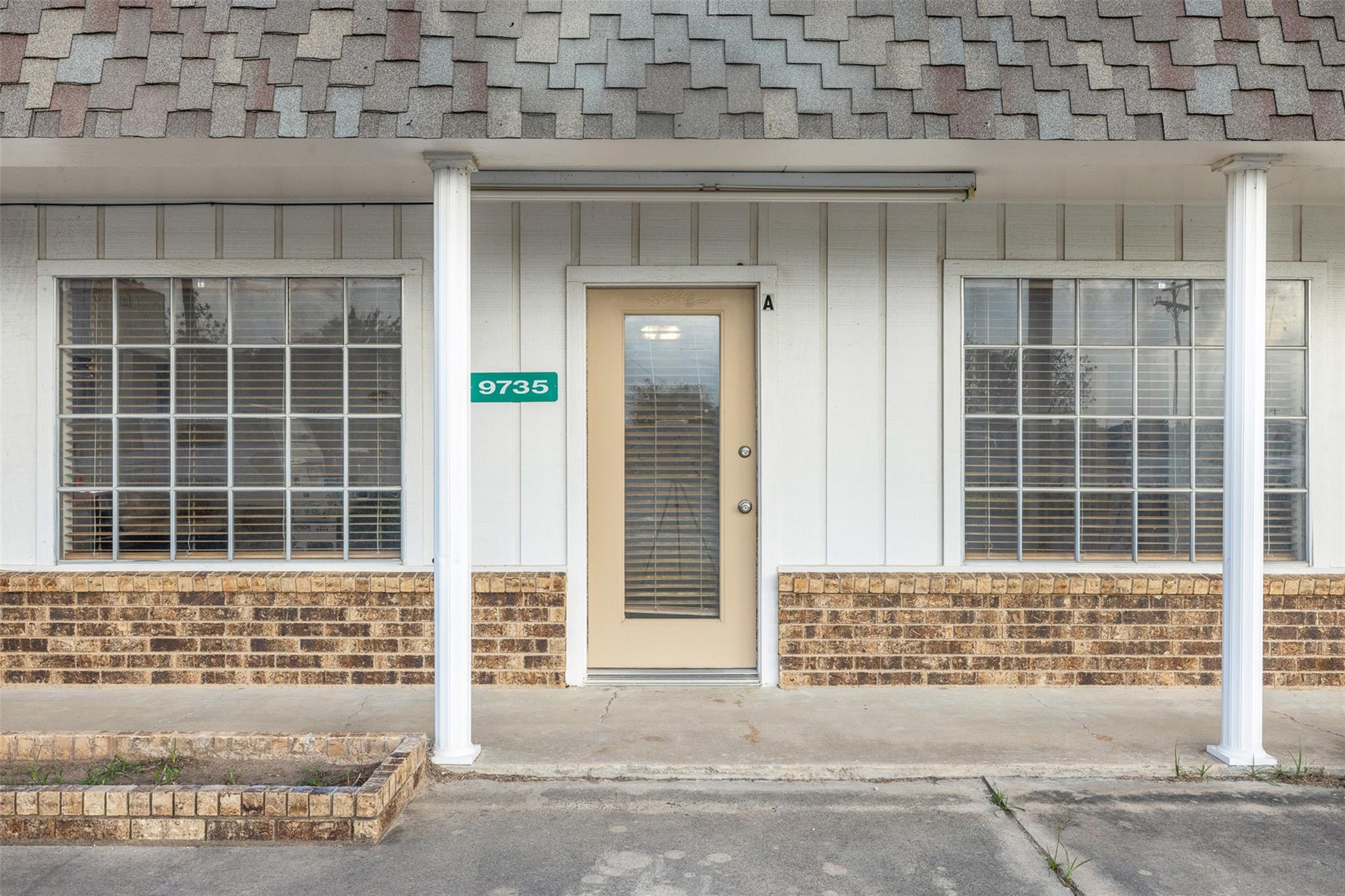 216 Cr 265, Snook, TX 77878