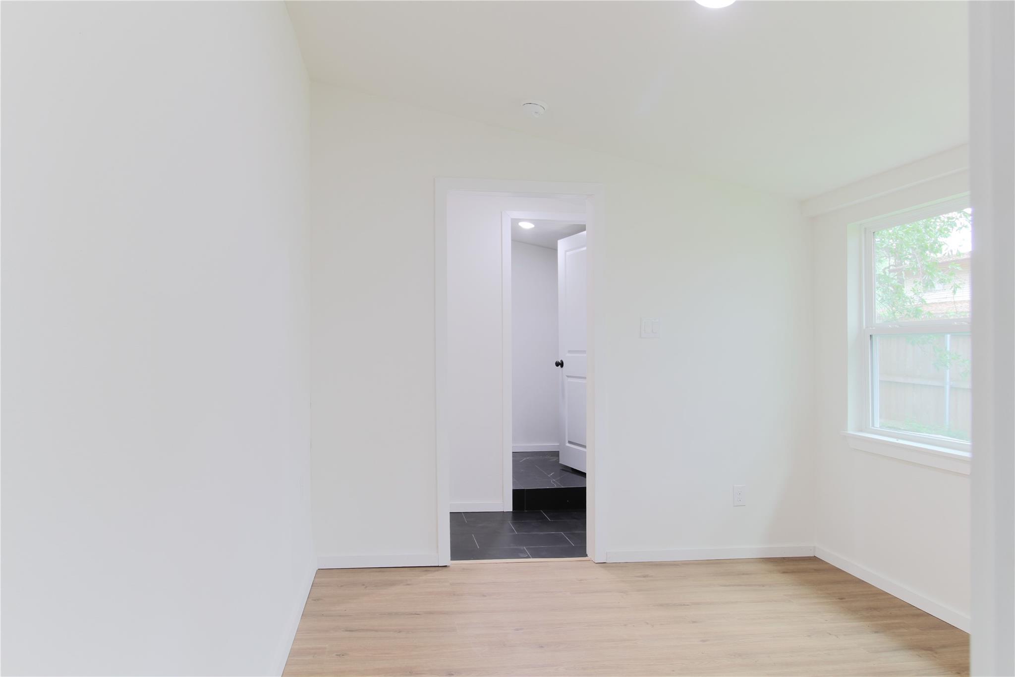 305 ROWLAND Dr, Austin, TX 78745