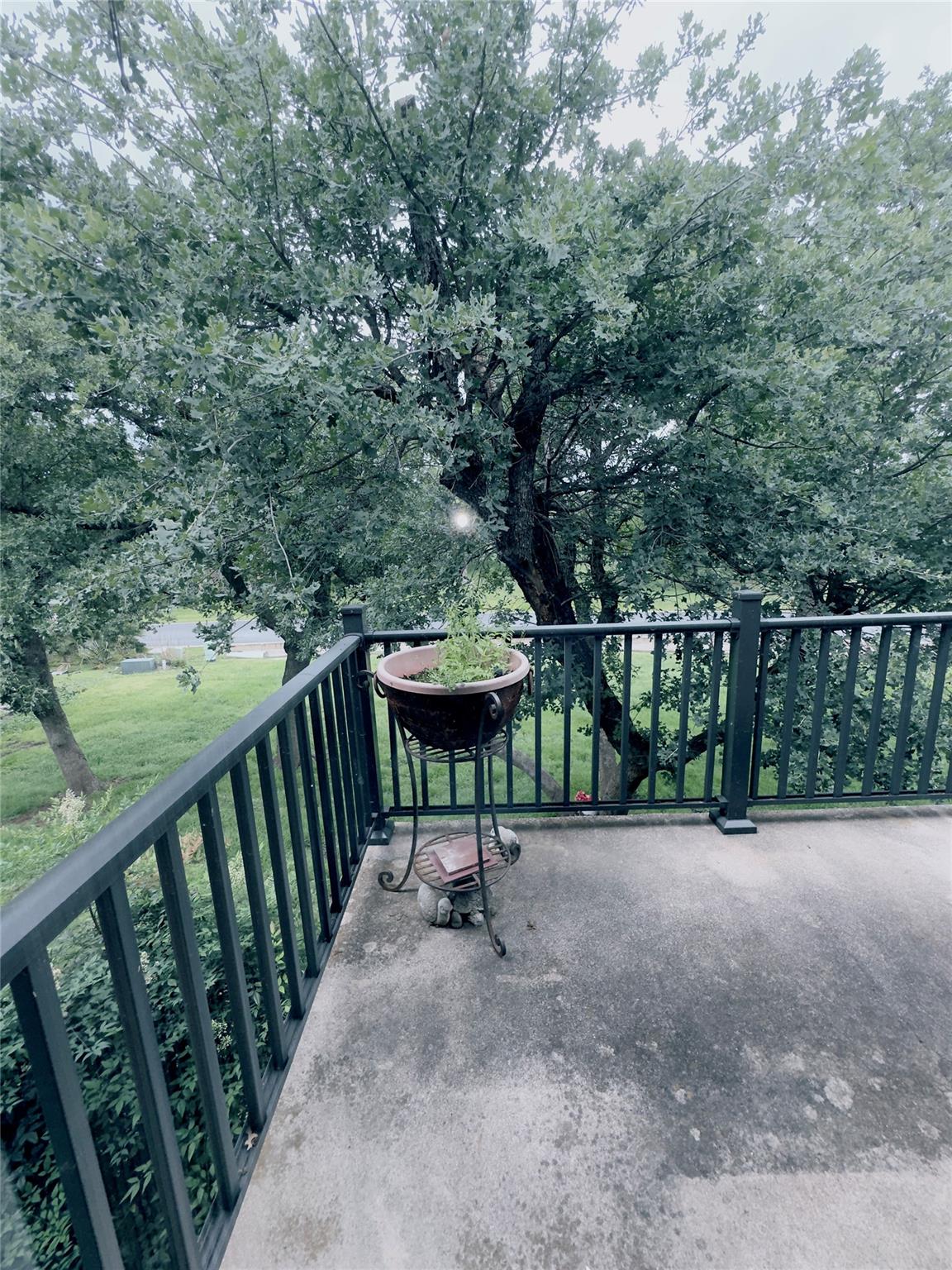 1202 Hi Stirrup # 409, Horseshoe Bay, TX 78657