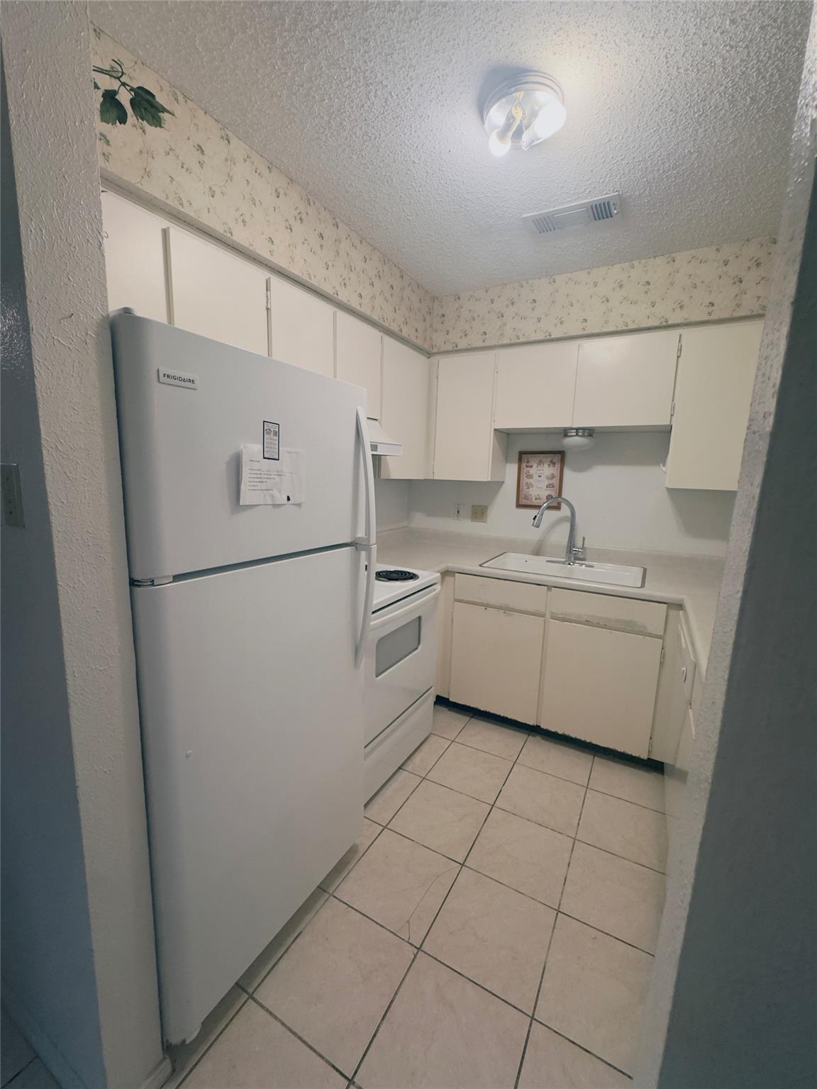 1202 Hi Stirrup # 409, Horseshoe Bay, TX 78657