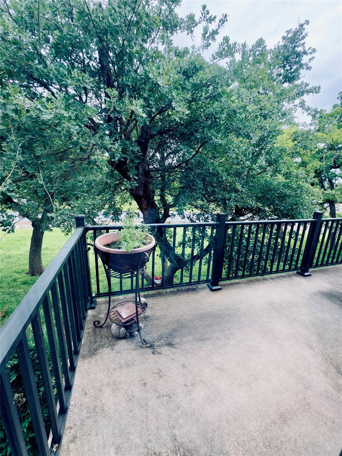 1202 Hi Stirrup # 409, Horseshoe Bay, TX 78657
