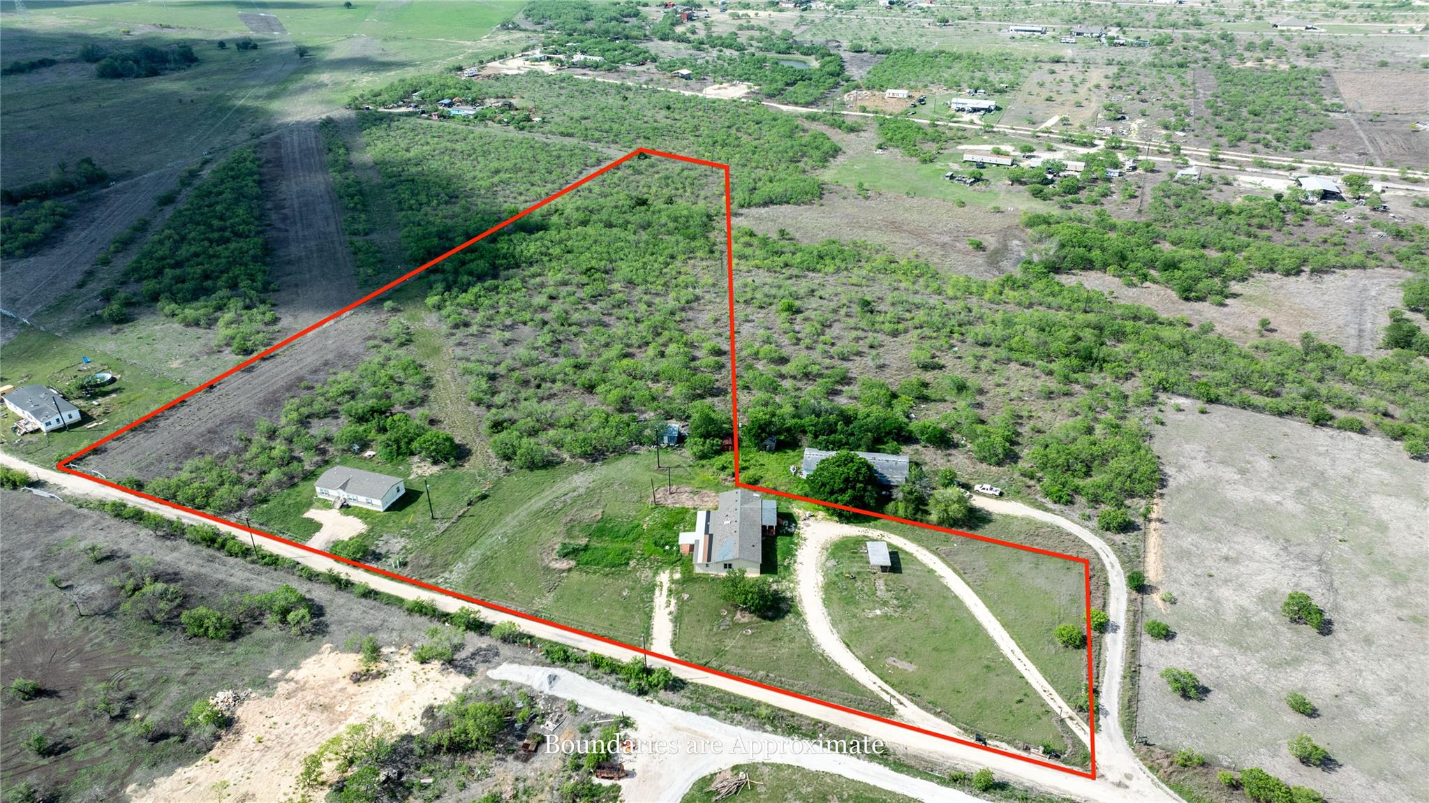 230 Sunkist Dr, Lockhart, TX 78644