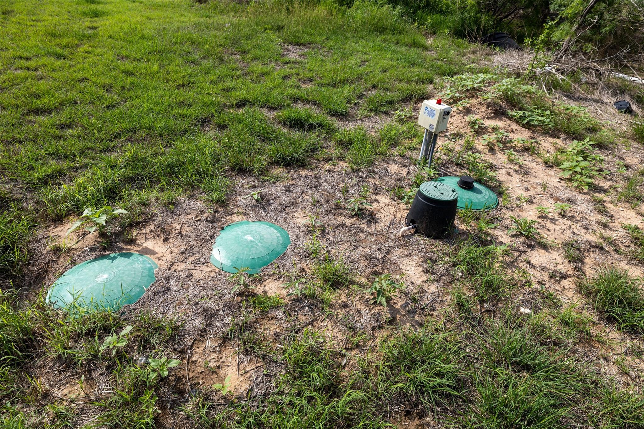 230 Sunkist Dr, Lockhart, TX 78644