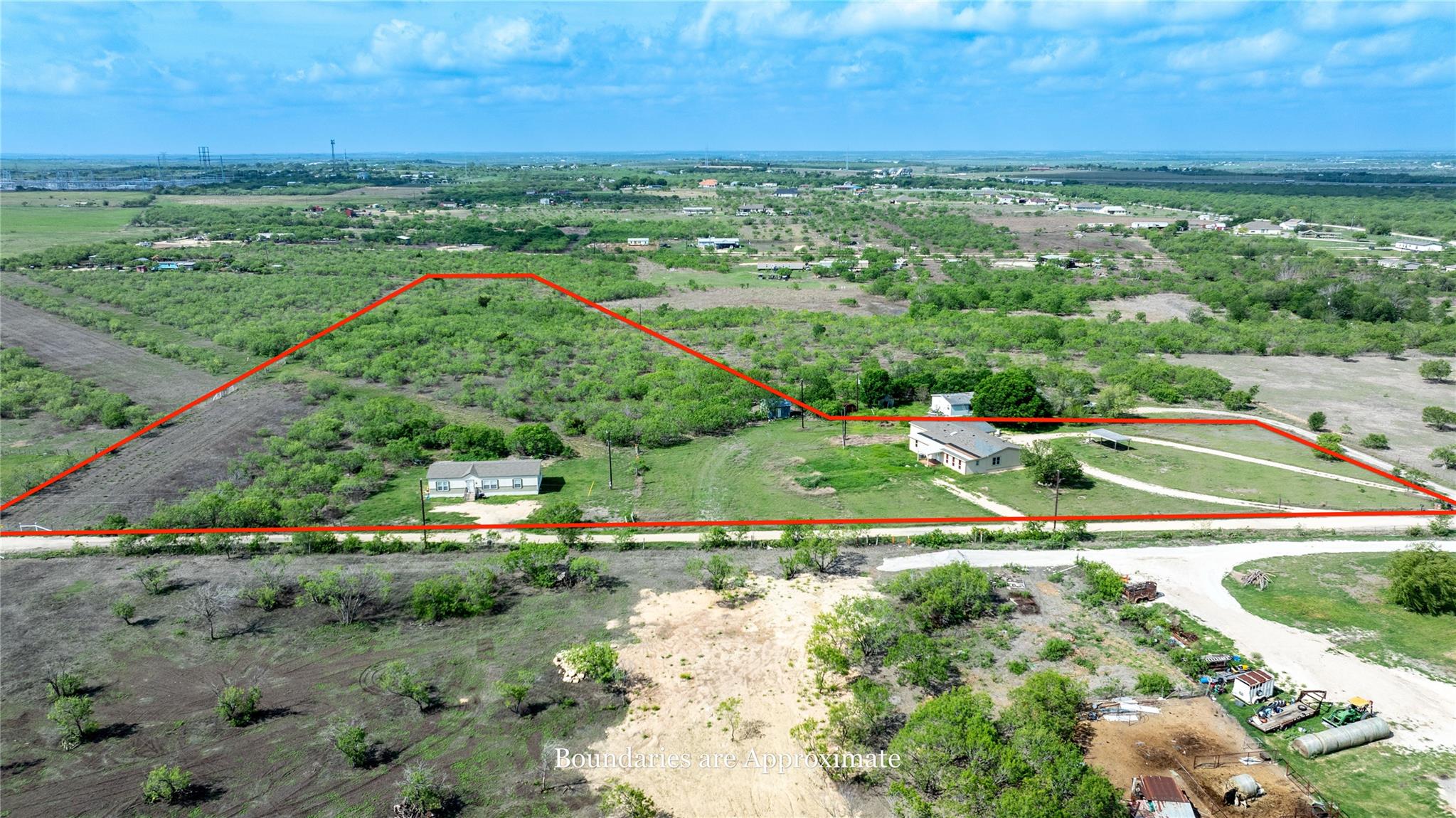 230 Sunkist Dr, Lockhart, TX 78644