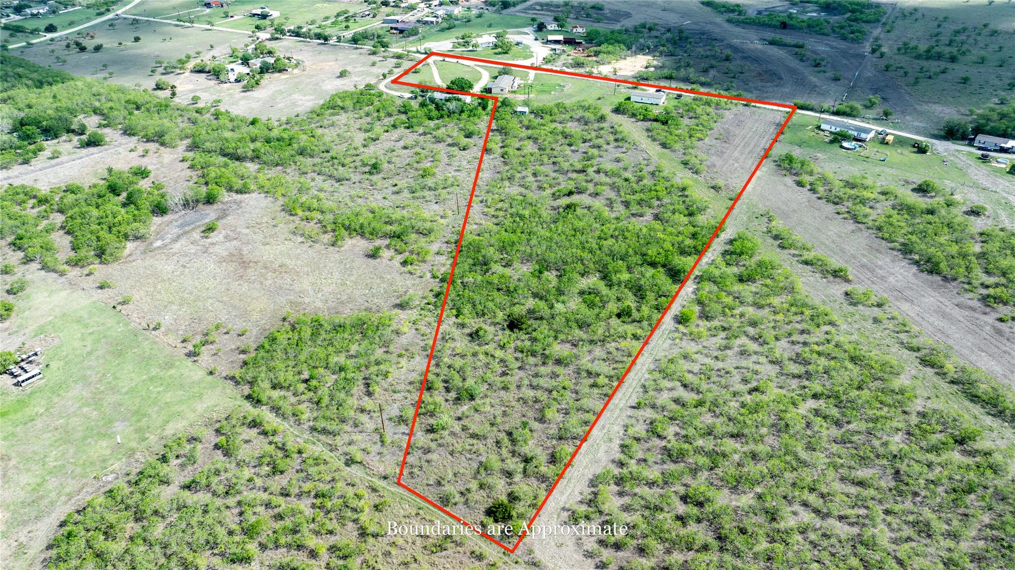 230 Sunkist Dr, Lockhart, TX 78644