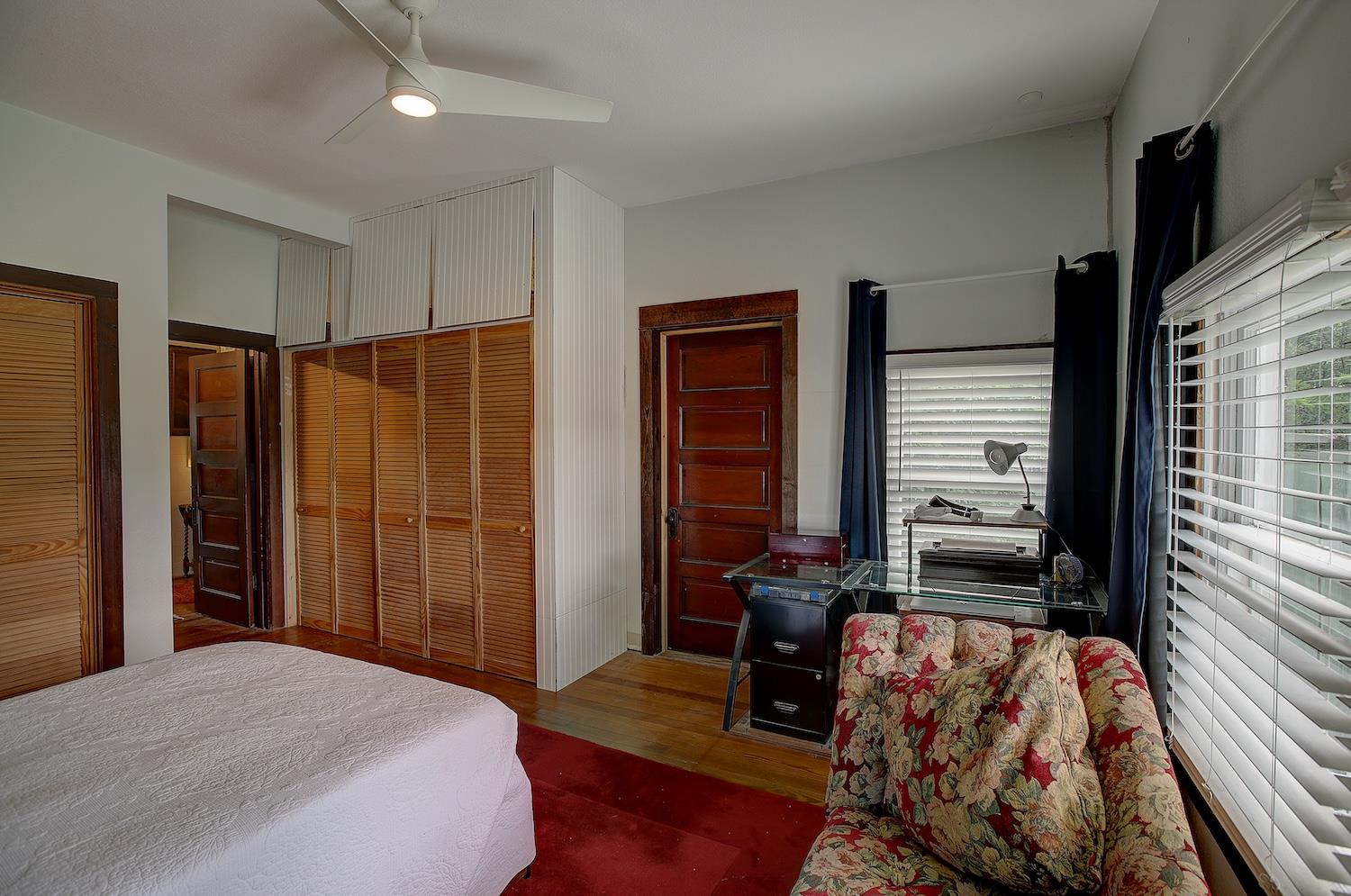 1903 S Austin Ave, Georgetown, TX 78626