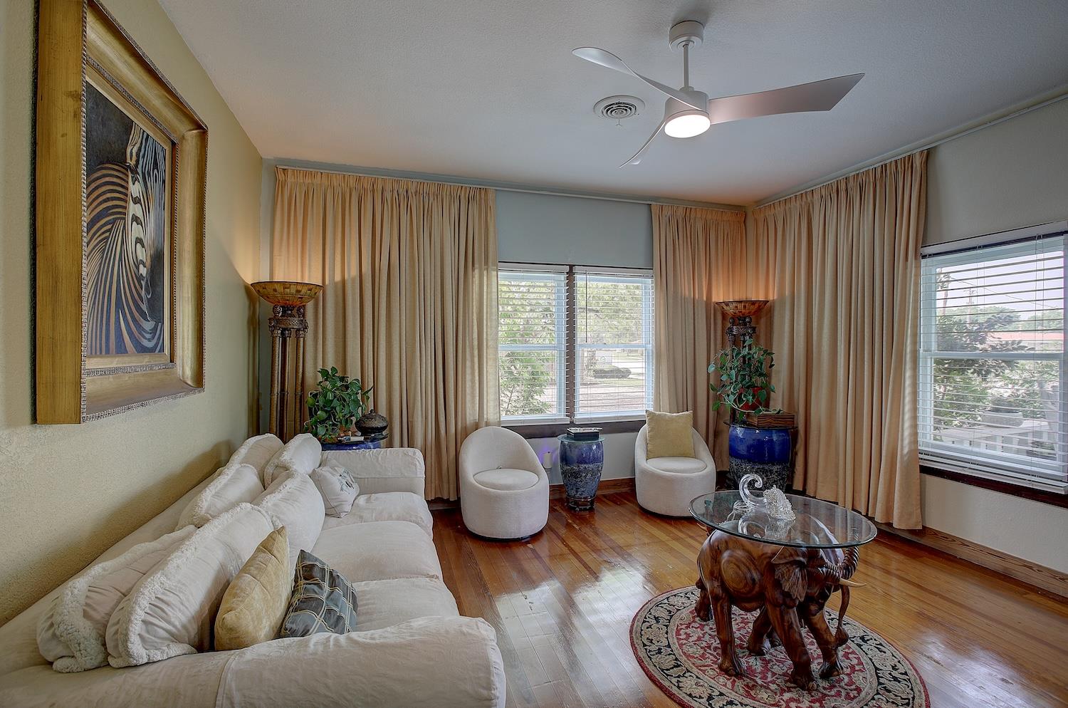 1903 S Austin Ave, Georgetown, TX 78626