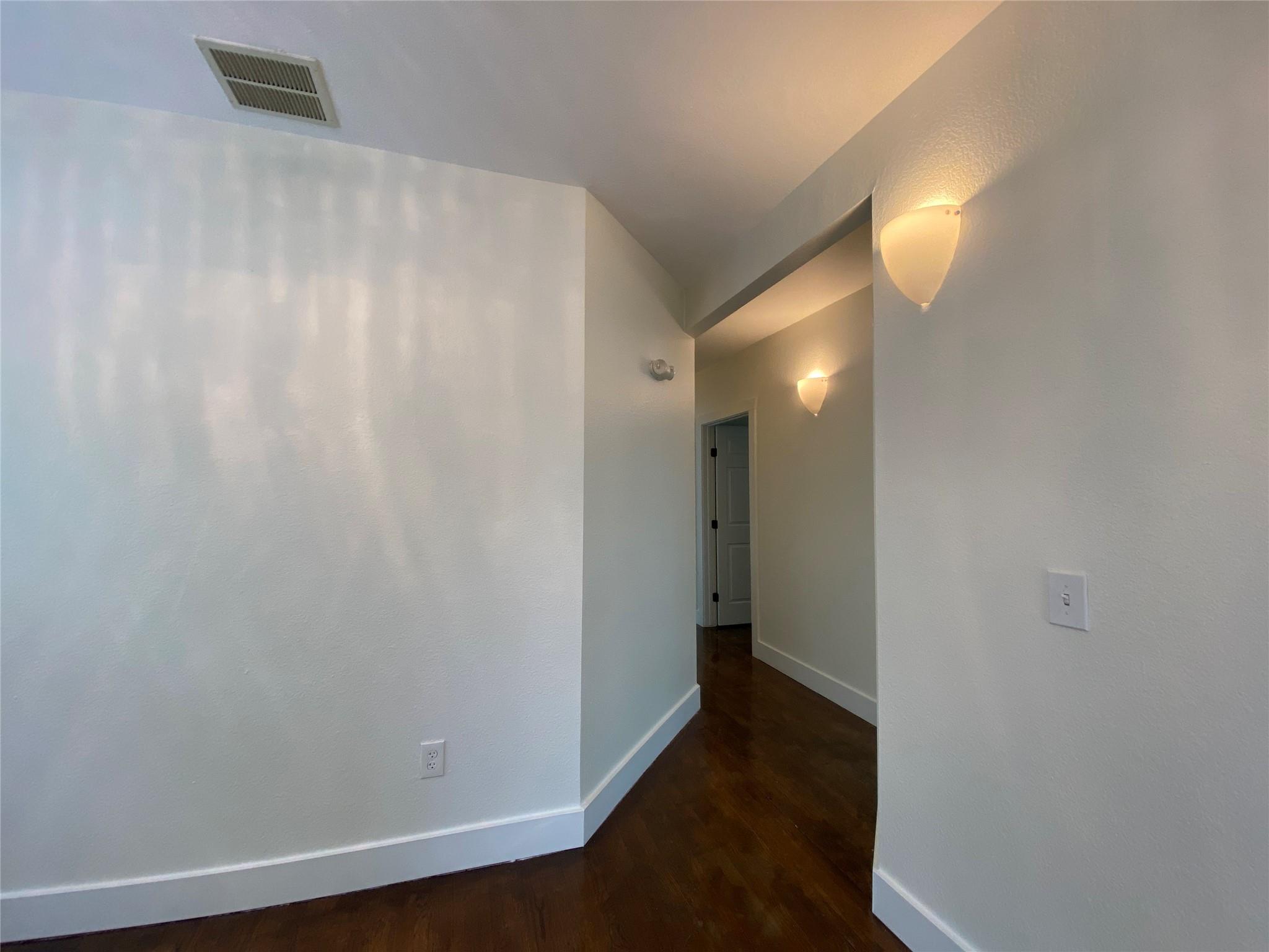 1005 S Rock St, Georgetown, TX 78626