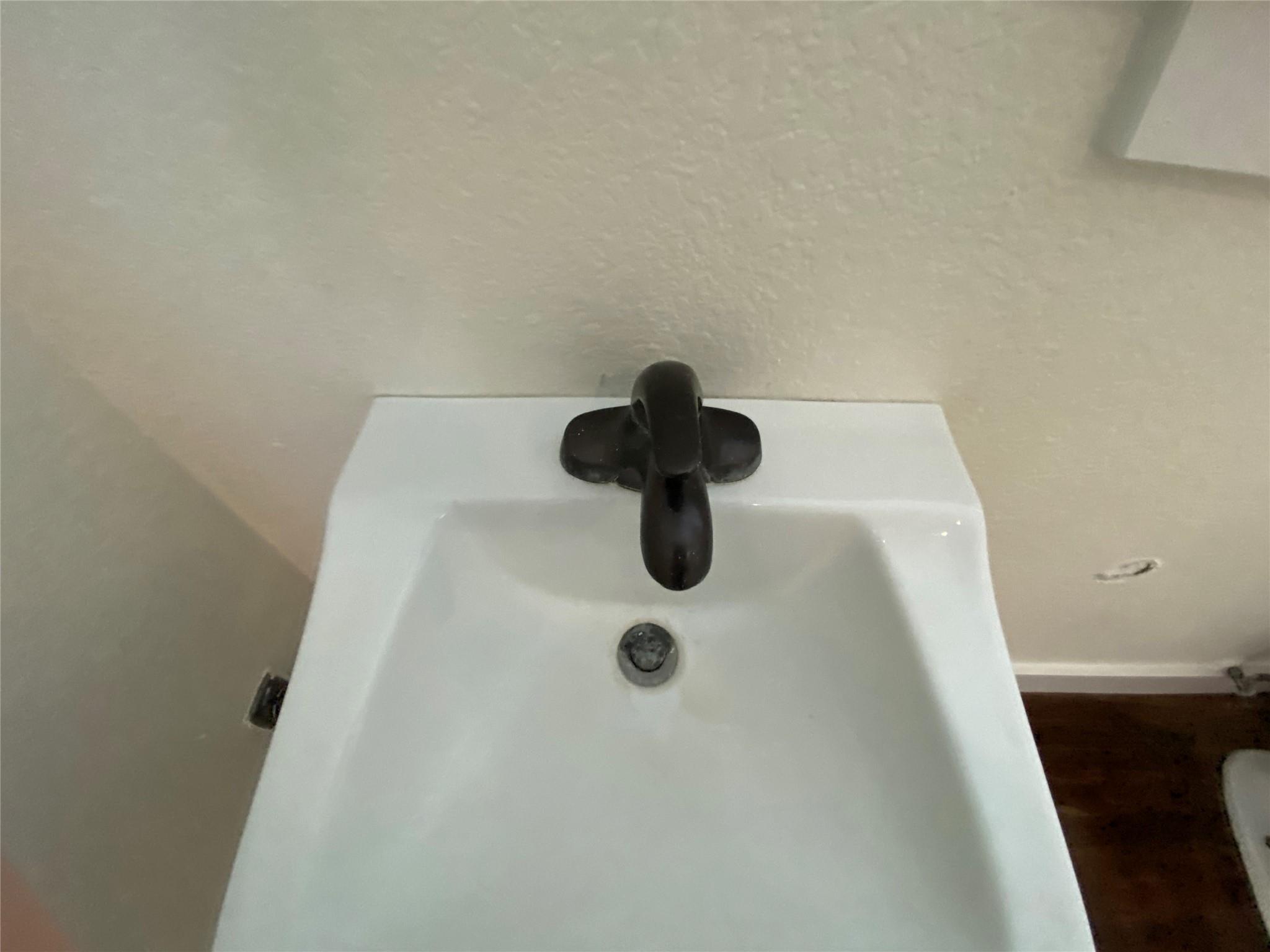 1005 S Rock St, Georgetown, TX 78626